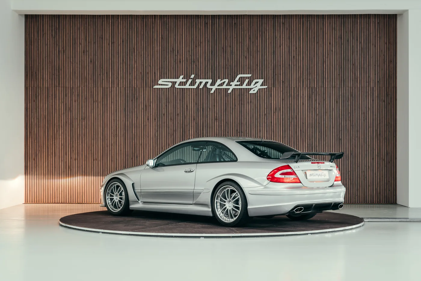 2006 Mercedes-Benz CLK DTM AMG angeboten von einem Oldtimerspezialisten in Stuttgart, Deutschland, Foto 3 von 25