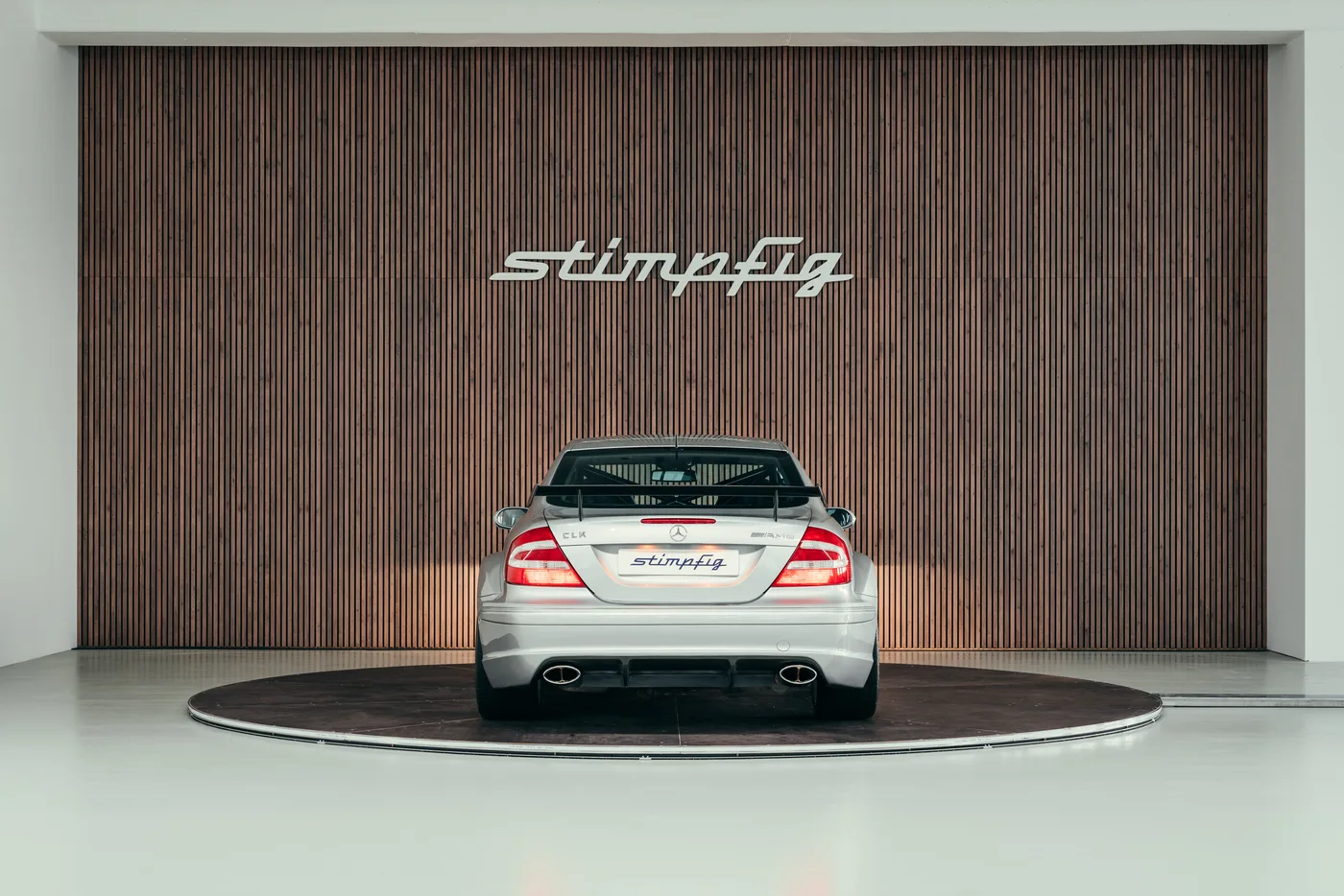 2006 Mercedes-Benz CLK DTM AMG angeboten von einem Oldtimerspezialisten in Stuttgart, Deutschland, Foto 4 von 25