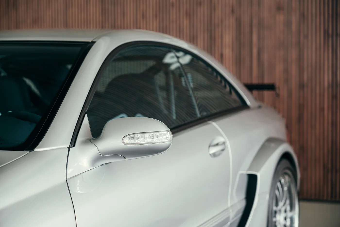 2006 Mercedes-Benz CLK DTM AMG angeboten von einem Oldtimerspezialisten in Stuttgart, Deutschland, Foto 11 von 25