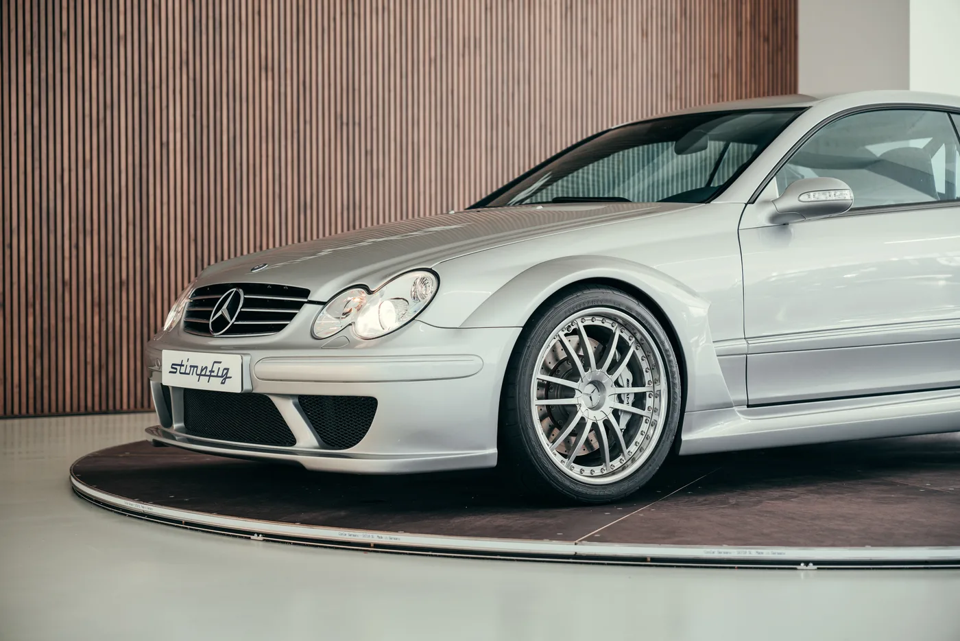 2006 Mercedes-Benz CLK DTM AMG angeboten von einem Oldtimerspezialisten in Stuttgart, Deutschland, Foto 13 von 25