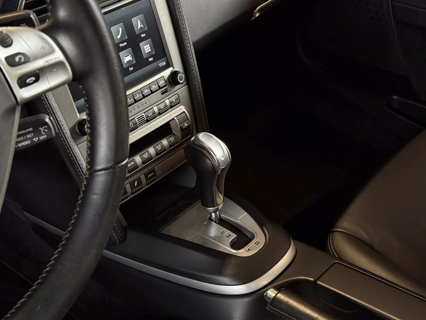 2006 Porsche 911 Carrera 4S proposée par un concessionnaire spécialisé à Lucca, Italie, photo 14 sur 22