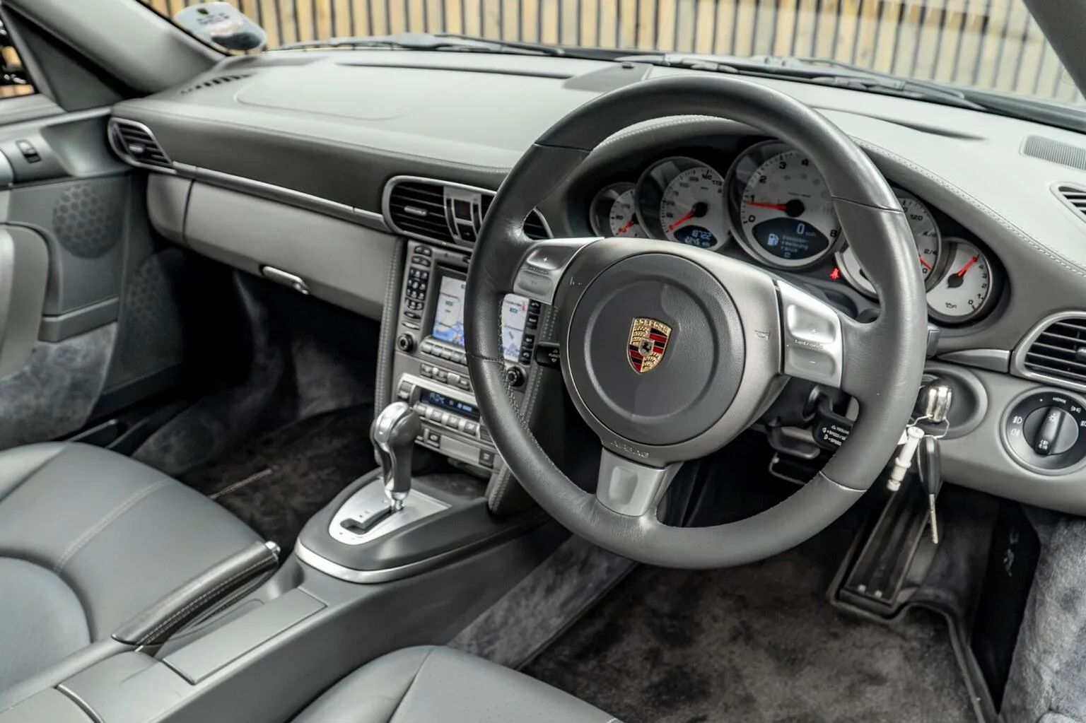 2006 Porsche 911 Carrera 4S, 22/30