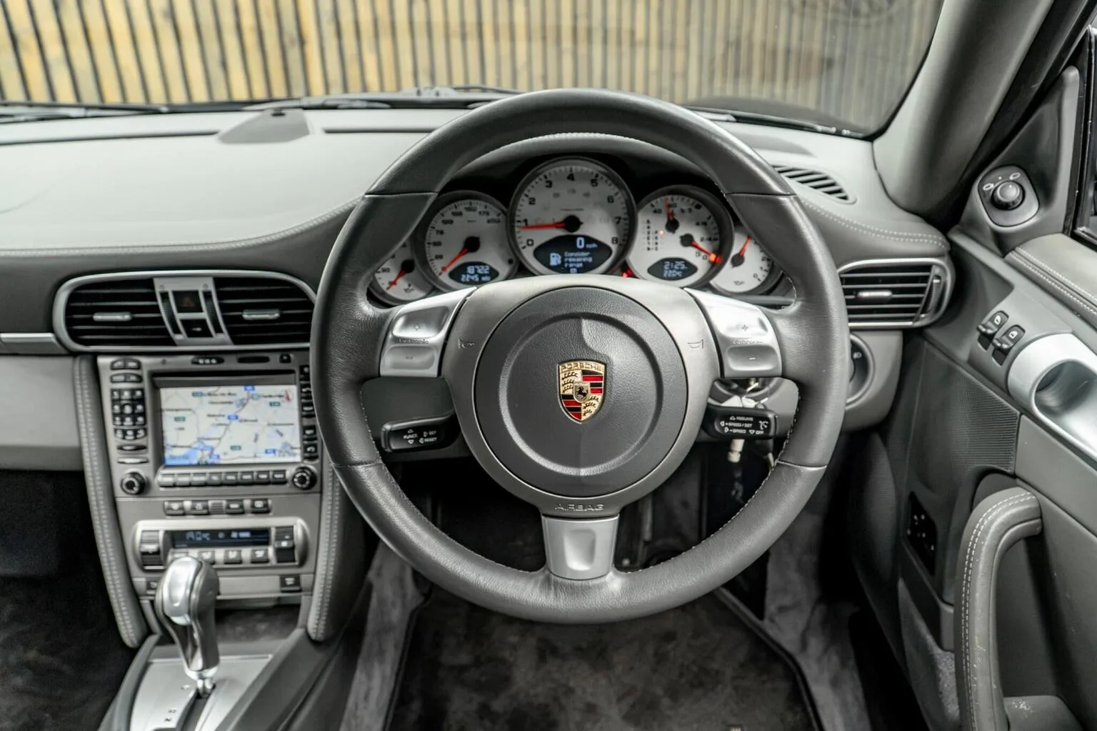 2006 Porsche 911 Carrera 4S, 25/30