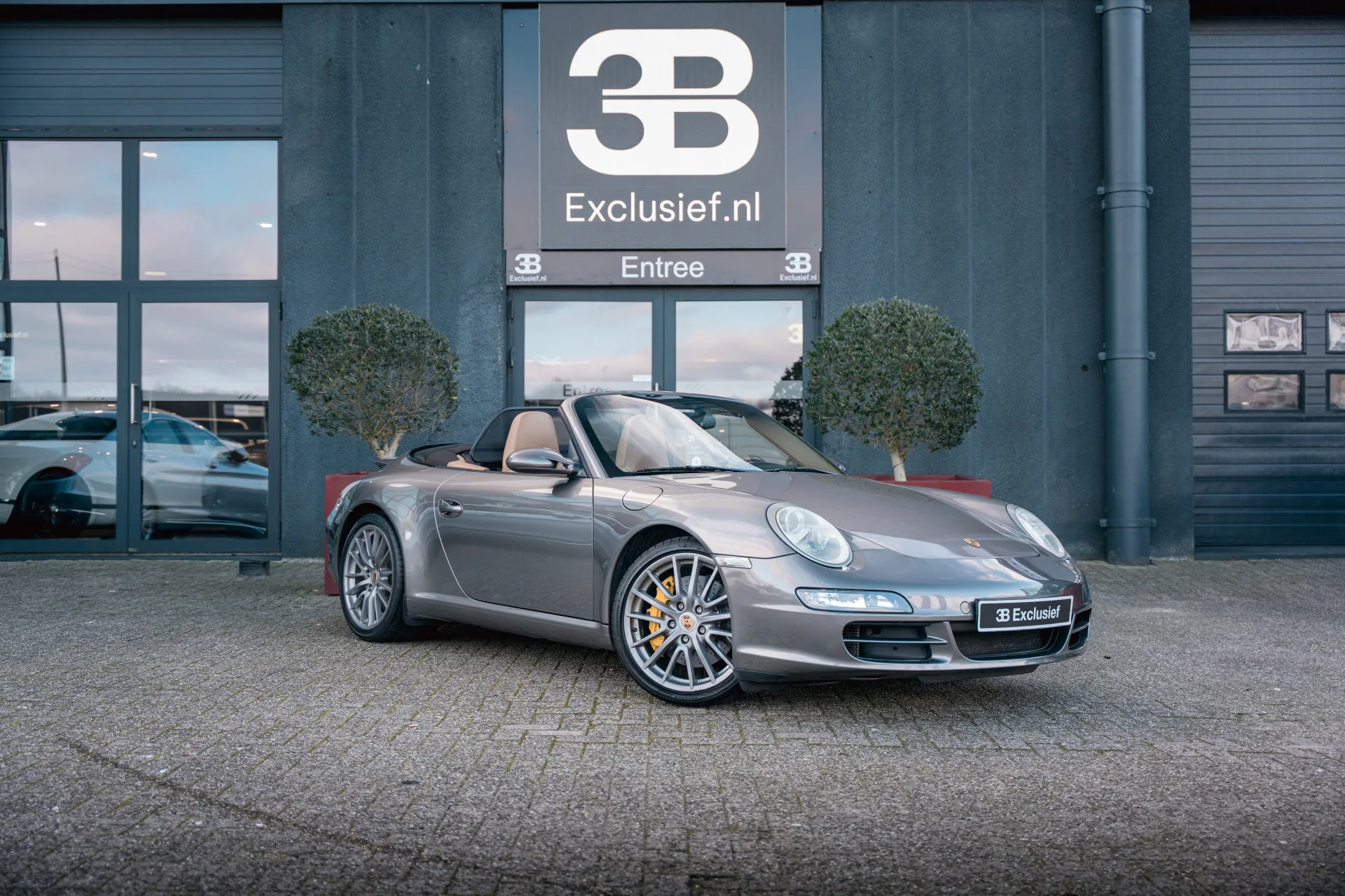 2006 Porsche 911 Carrera S Cabriolet, 2/30