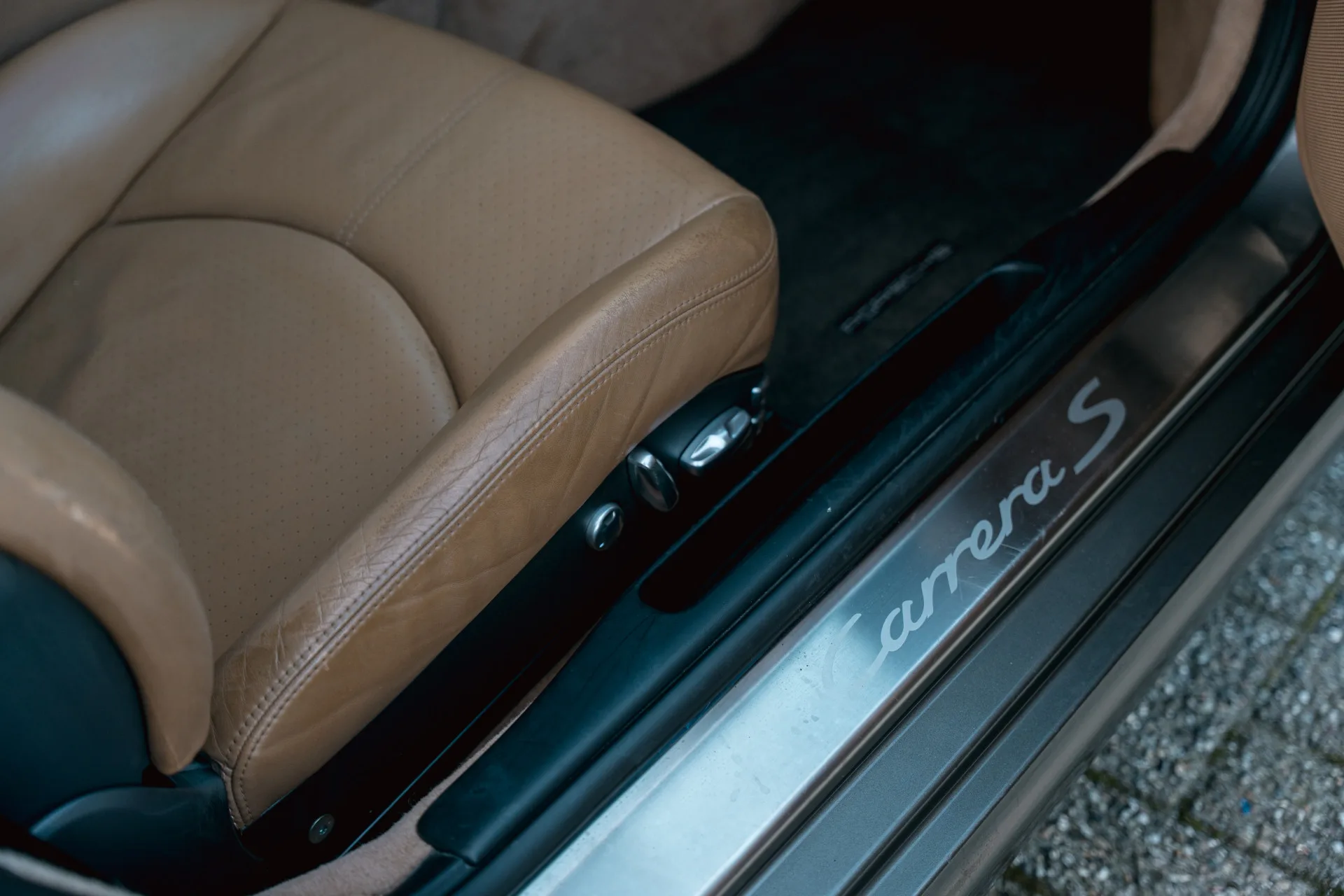 2006 Porsche 911 Carrera S Cabriolet, 14/30