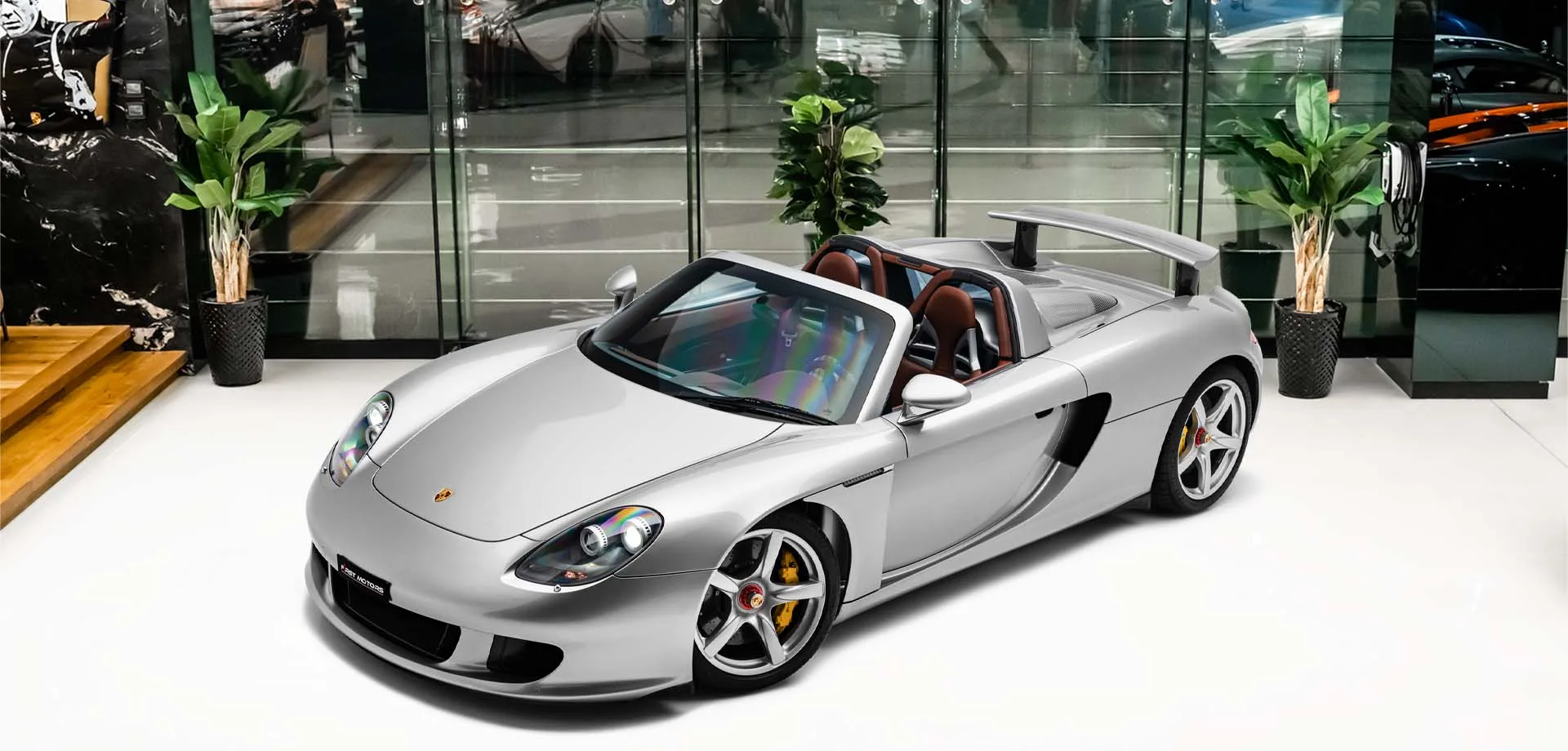 2006 Porsche Carrera GT angeboten von einem Fachhändler in Dubai, Vereinigte Arabische Emirate, Hauptfoto