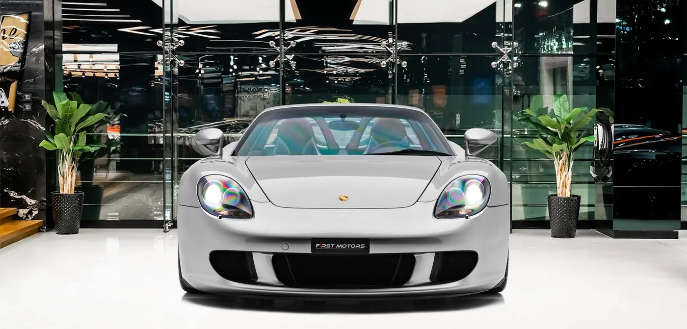2006 Porsche Carrera GT angeboten von einem Fachhändler in Dubai, Vereinigte Arabische Emirate, Außenansicht 3