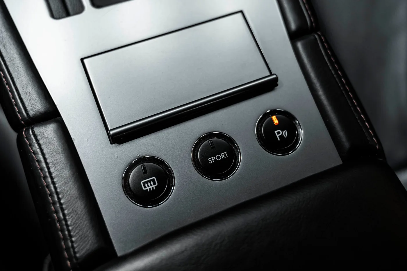 2007 Aston Martin DB9 offered by a specialist dealer in Bratislava, Slovakia, photo 15 of 15