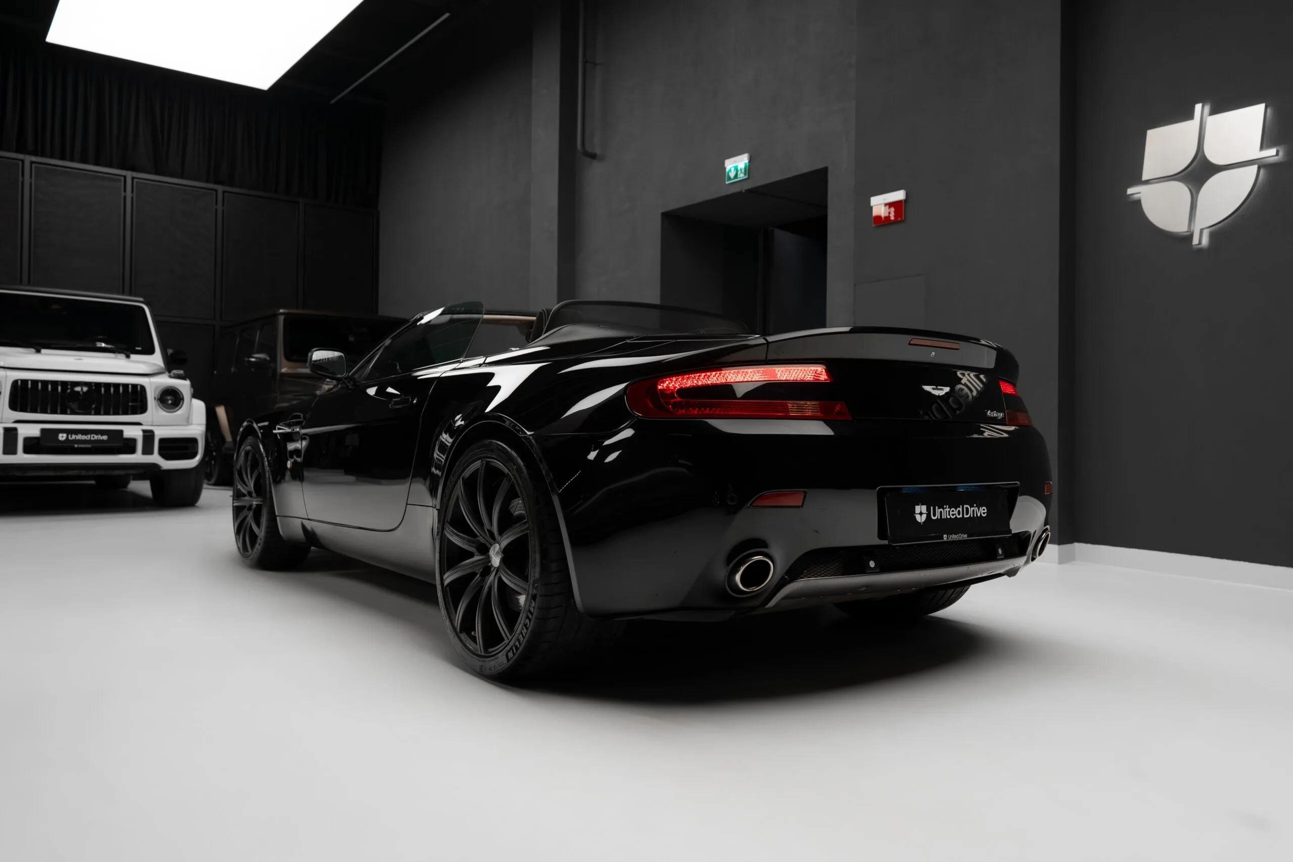 2007 Aston Martin V8 Vantage Roadster, 14/30