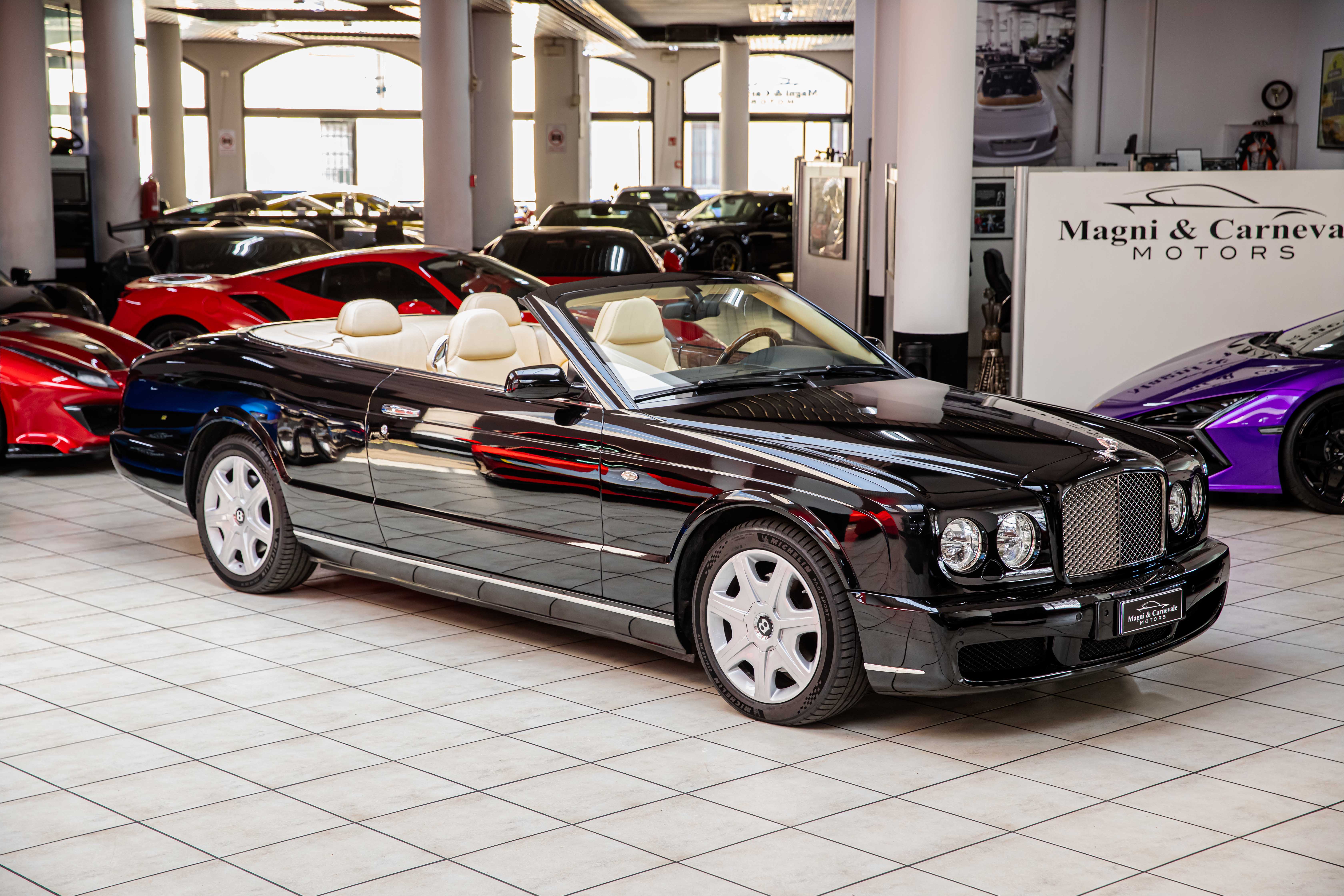 2007 Bentley Azure Mulliner proposée par un concessionnaire spécialisé à Milan, Italie, photo 2 sur 20