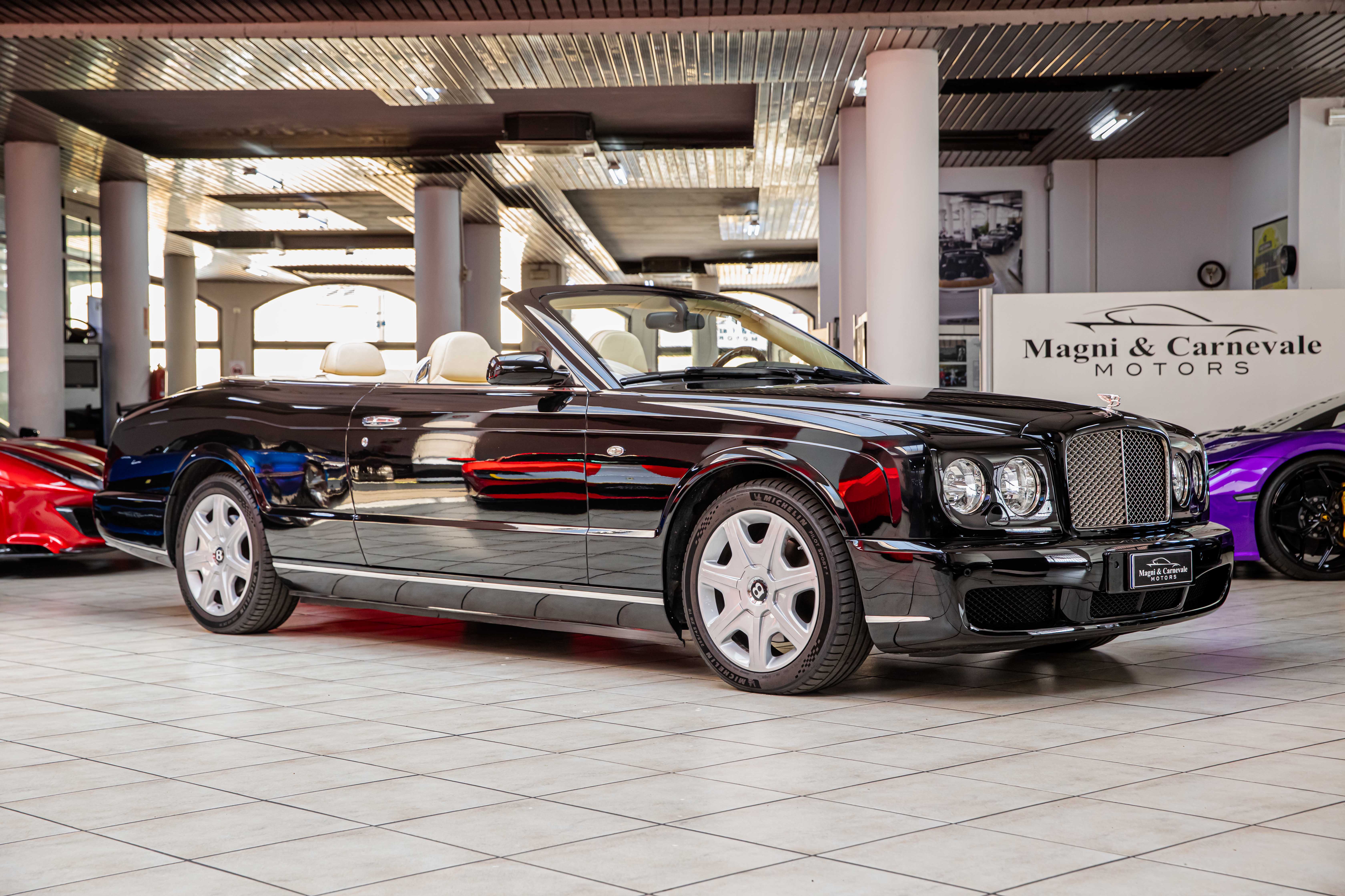2007 Bentley Azure Mulliner proposée par un concessionnaire spécialisé à Milan, Italie, photo 4 sur 20