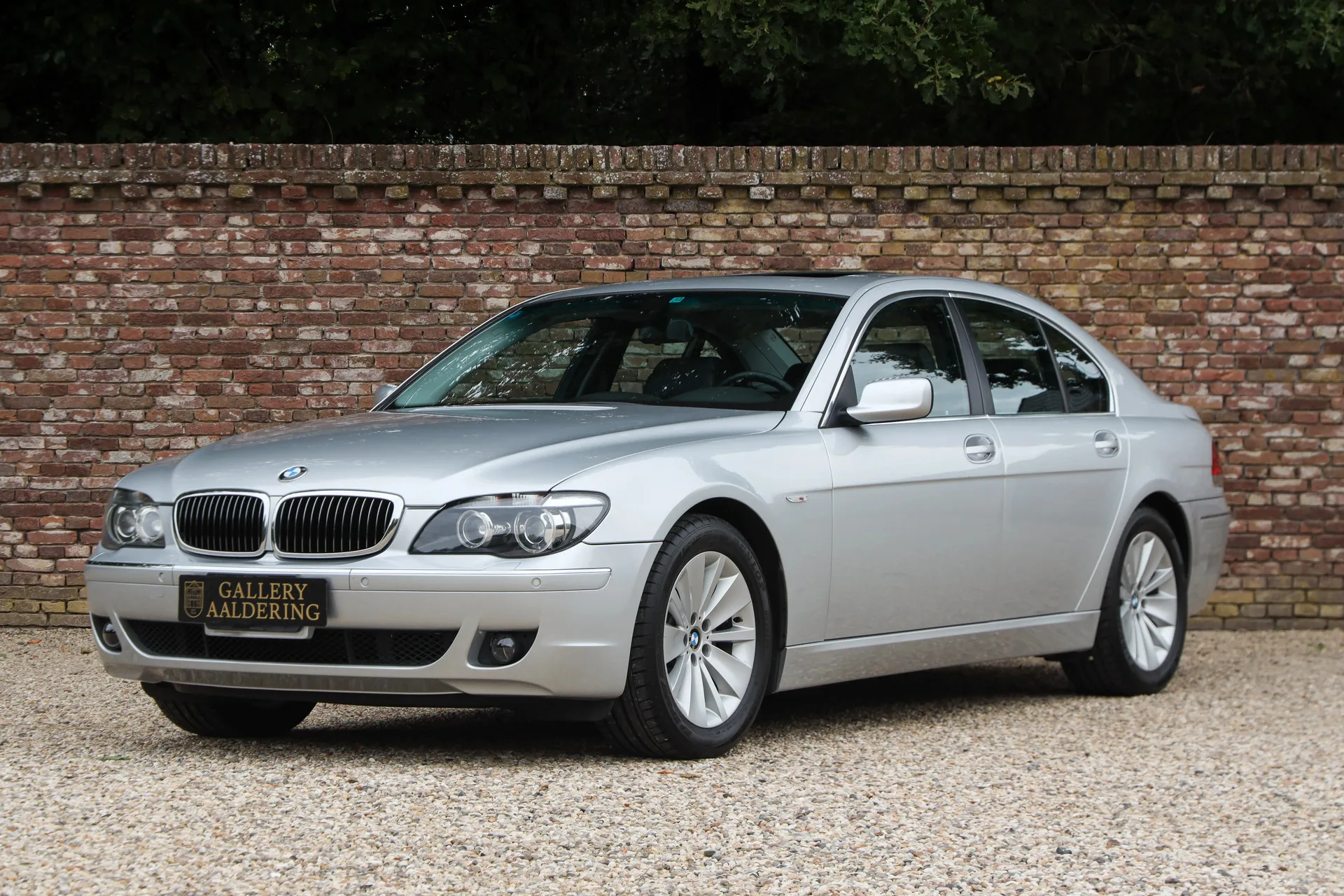 2007 BMW 750i offered by a specialist dealer in Brummen, Netherlands, main photo