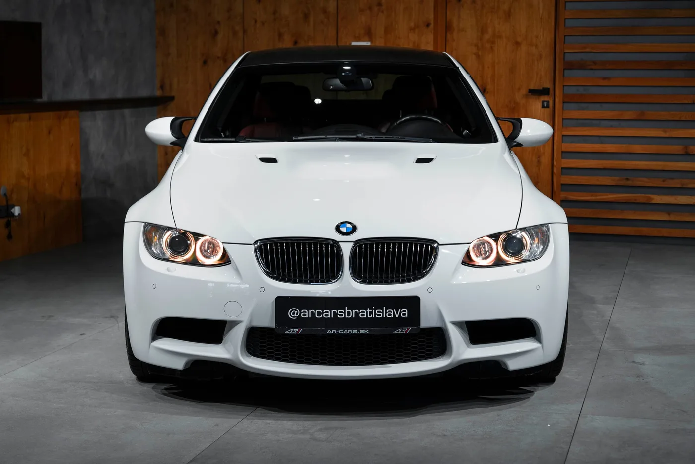 2007 BMW M3 Coupé, manual angeboten von einem Fachhändler in Bratislava, Slowakei, Foto 8 von 15