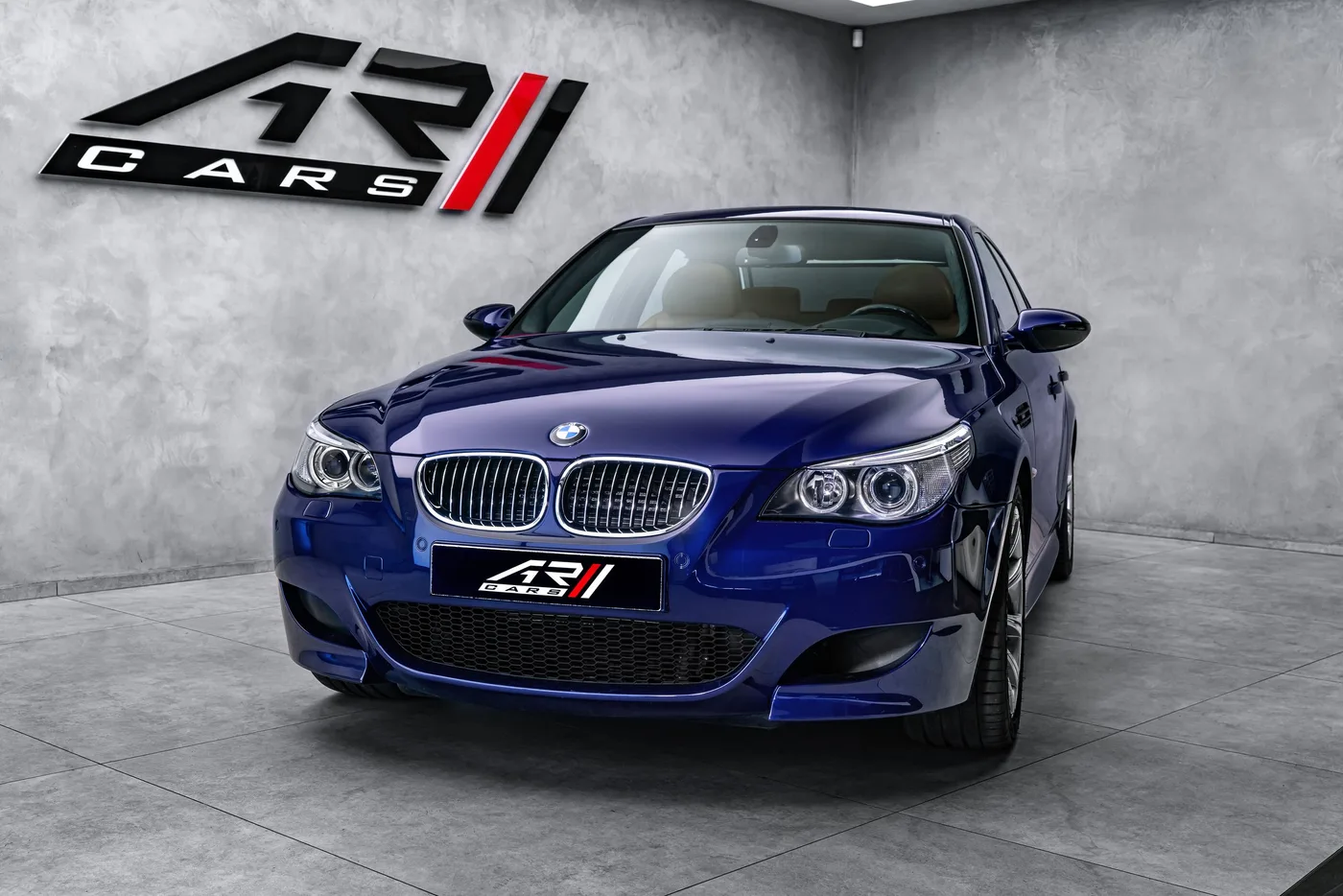 2007 BMW M5 V10, manual angeboten von einem Fachhändler in Ostrava, Tschechien, Foto 3 von 15