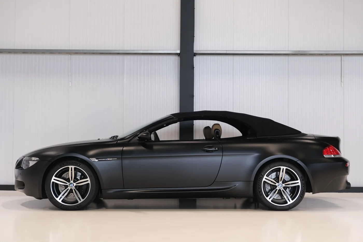 2007 BMW M6 Cabriolet angeboten von einem Oldtimerhändler in Alkmaar, Niederlande, Foto 7 von 15