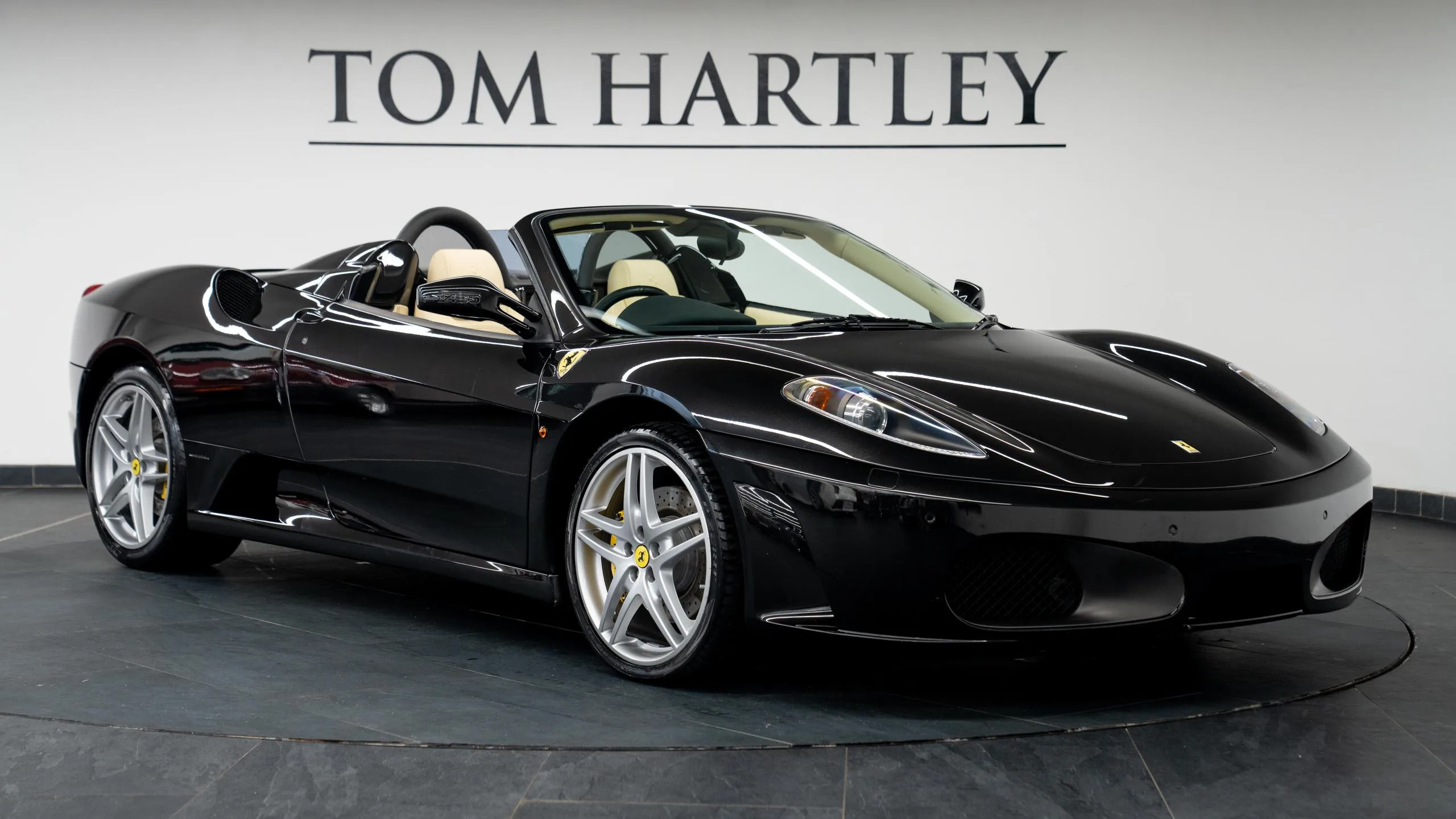 2007 Ferrari F430 offered by a specialist dealer in Swadlincote, United Kingdom, main photo