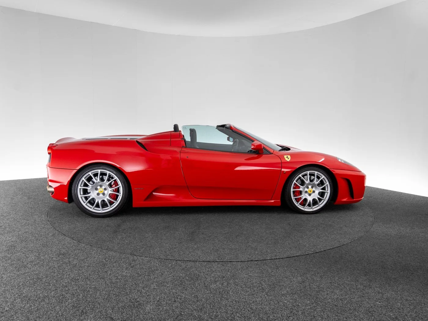 2007 Ferrari F430 Spider F1 angeboten von einem Fachhändler in Singen, Deutschland, Foto 7 von 25