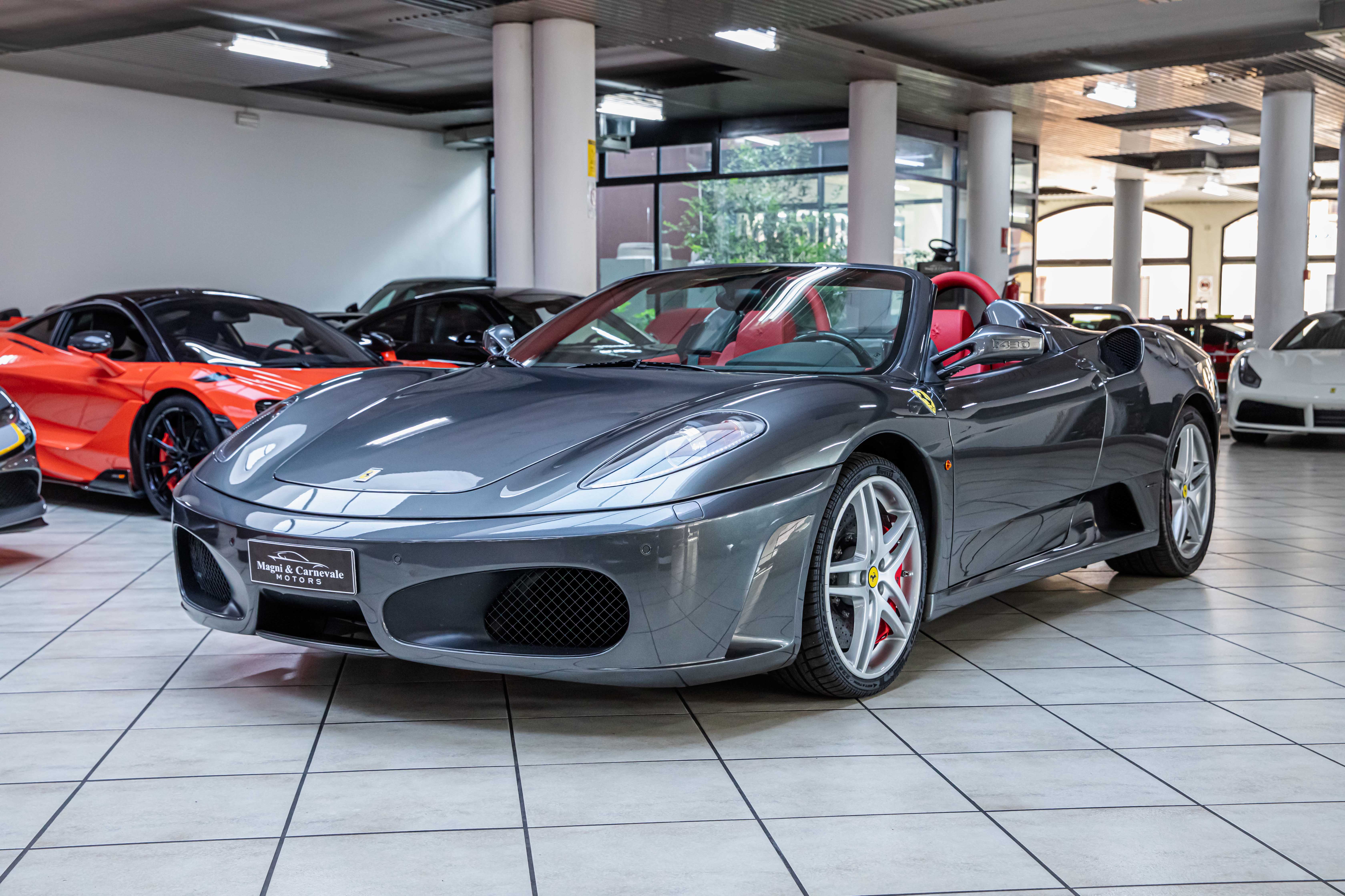 2007 Ferrari F430 Spider F1 angeboten von einem Fachhändler in Milan, Italien, Foto 8 von 20