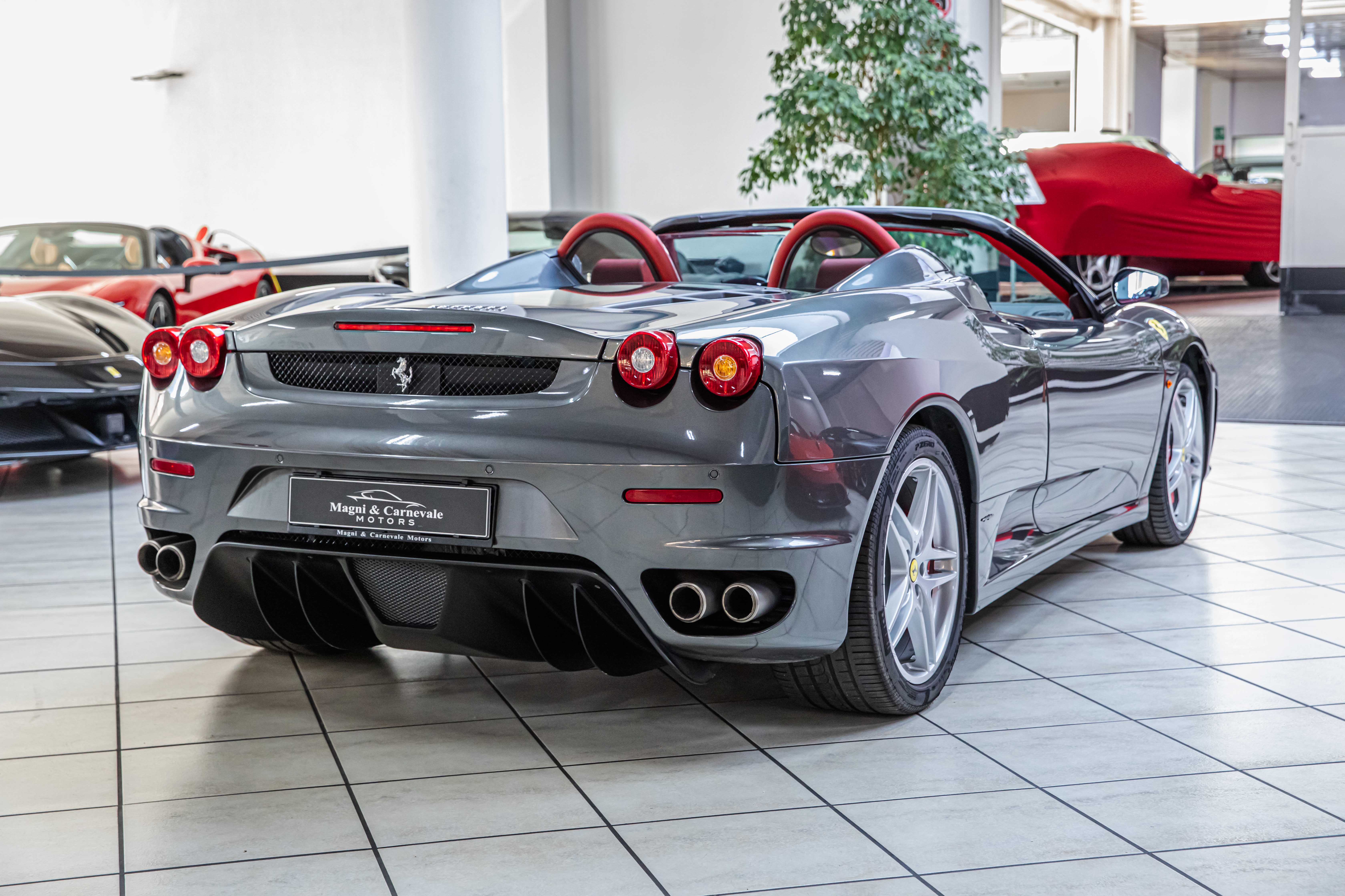 2007 Ferrari F430 Spider F1 angeboten von einem Fachhändler in Milan, Italien, Foto 12 von 20