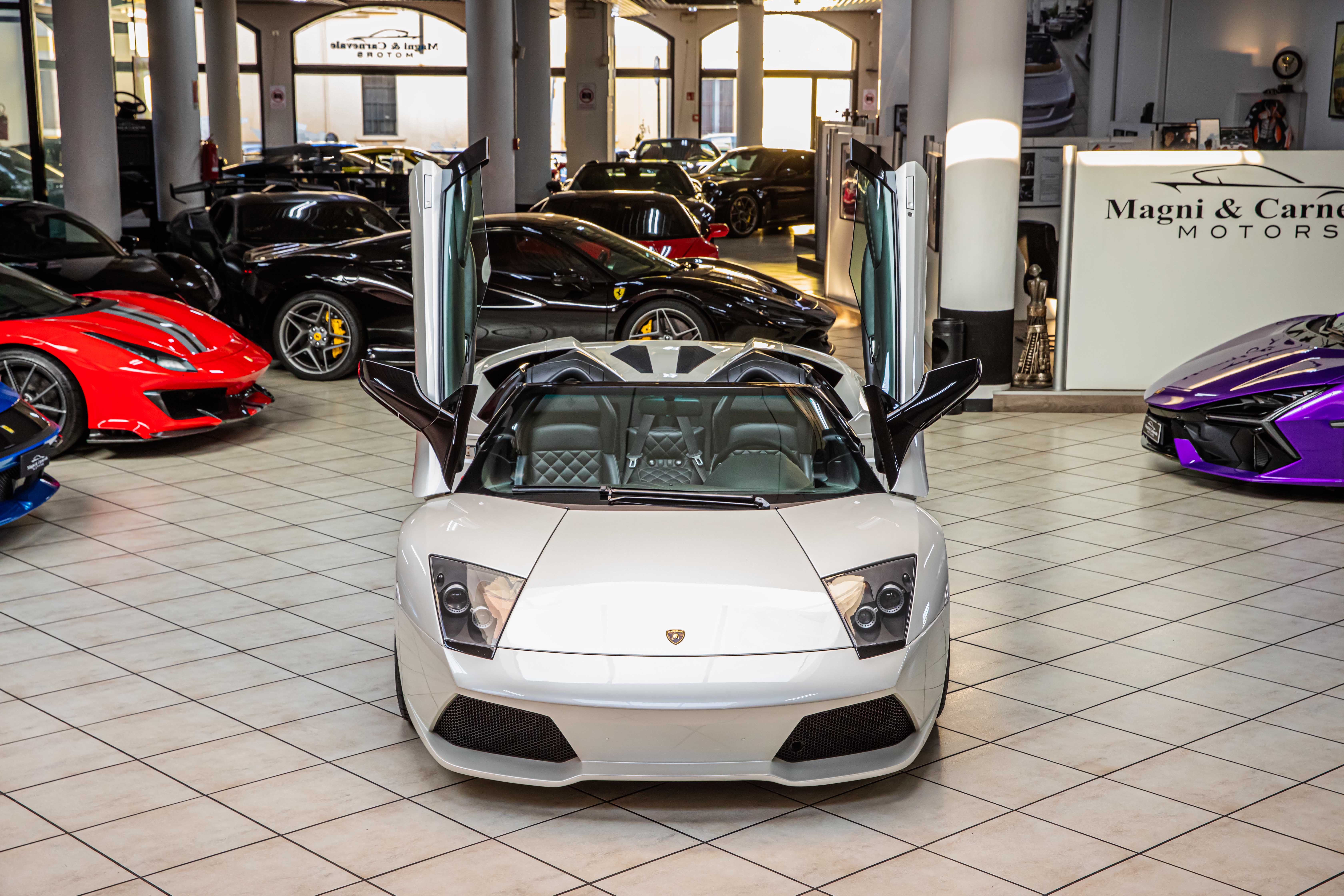 2007 Lamborghini Murciélago LP 640 Roadster proposée par un concessionnaire spécialisé à Milan, Italie, photo 13 sur 20