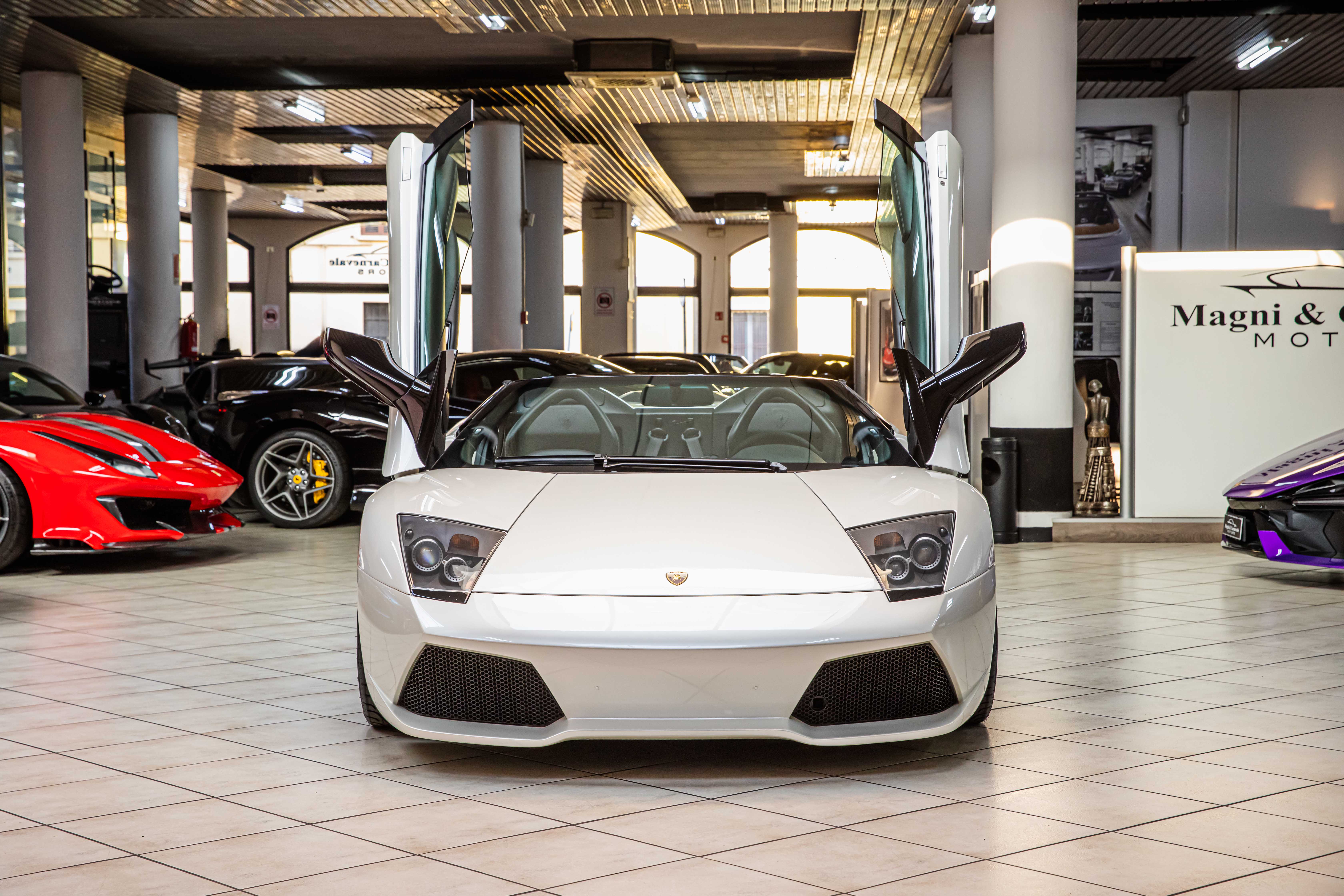 2007 Lamborghini Murciélago LP 640 Roadster proposée par un concessionnaire spécialisé à Milan, Italie, photo 14 sur 20