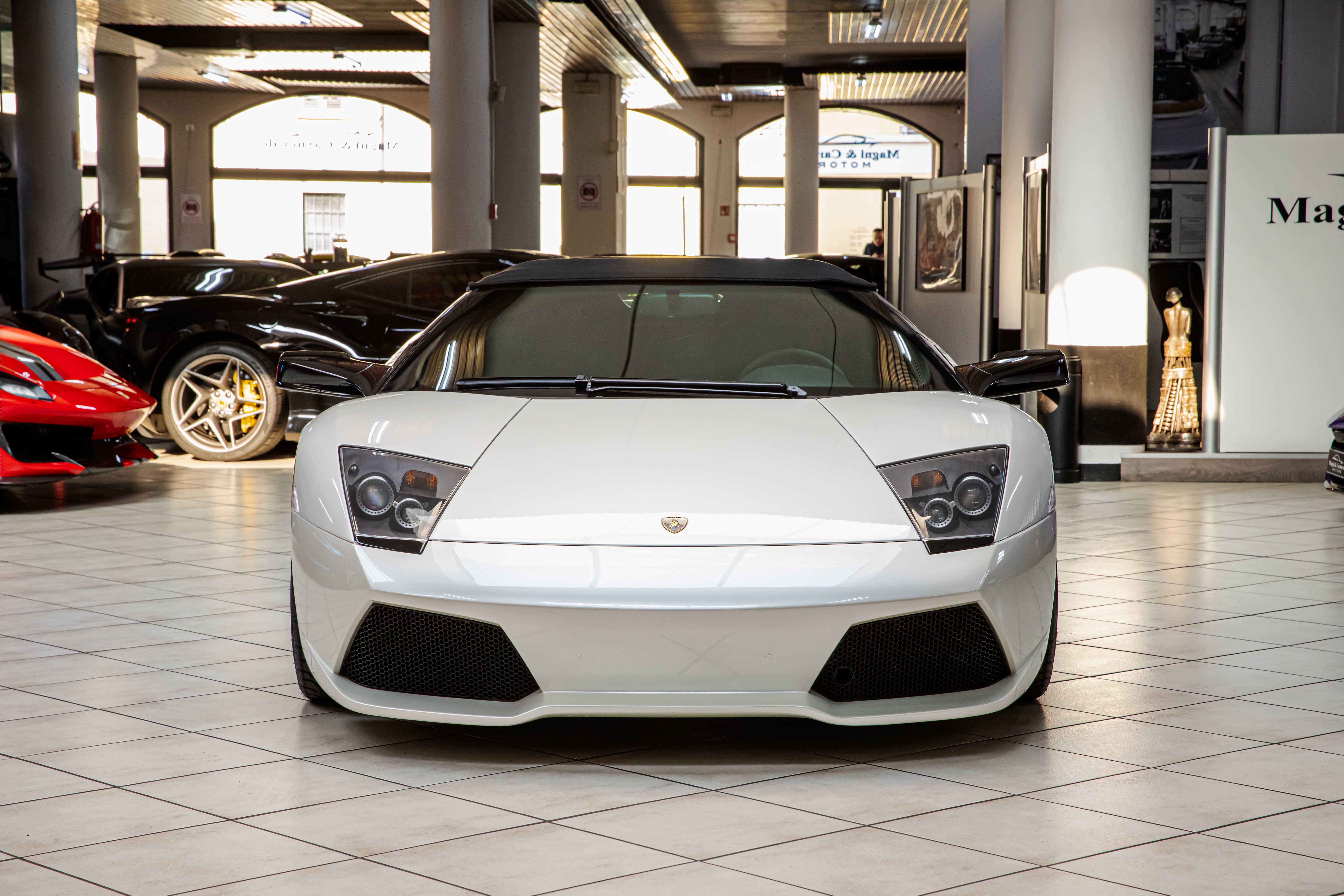 2007 Lamborghini Murciélago LP 640 Roadster proposée par un concessionnaire spécialisé à Milan, Italie, photo 20 sur 20