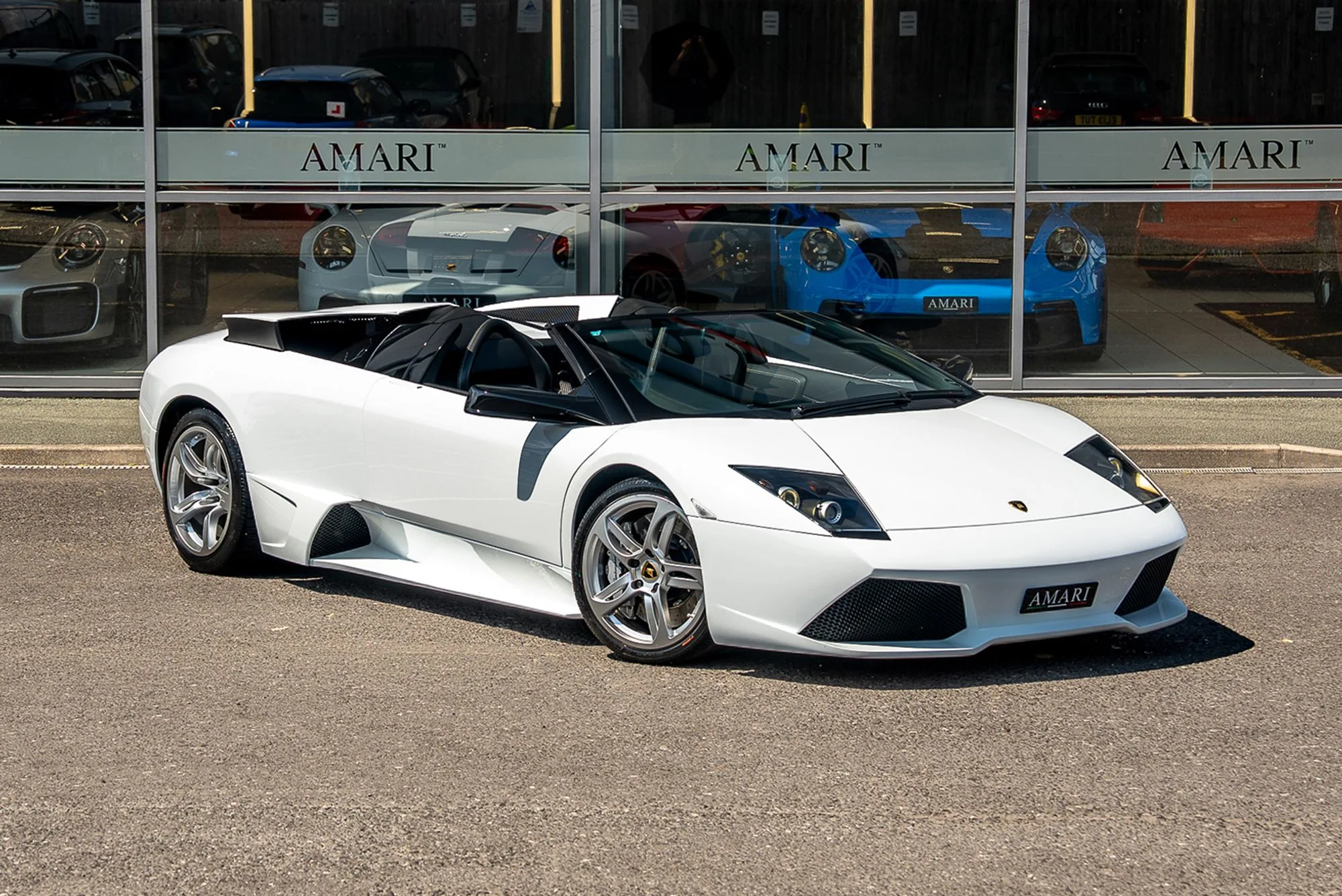2007 Lamborghini Murciélago LP 640 Roadster proposée par un spécialiste de la supercar à Preston, Royaume-Uni, photo principale