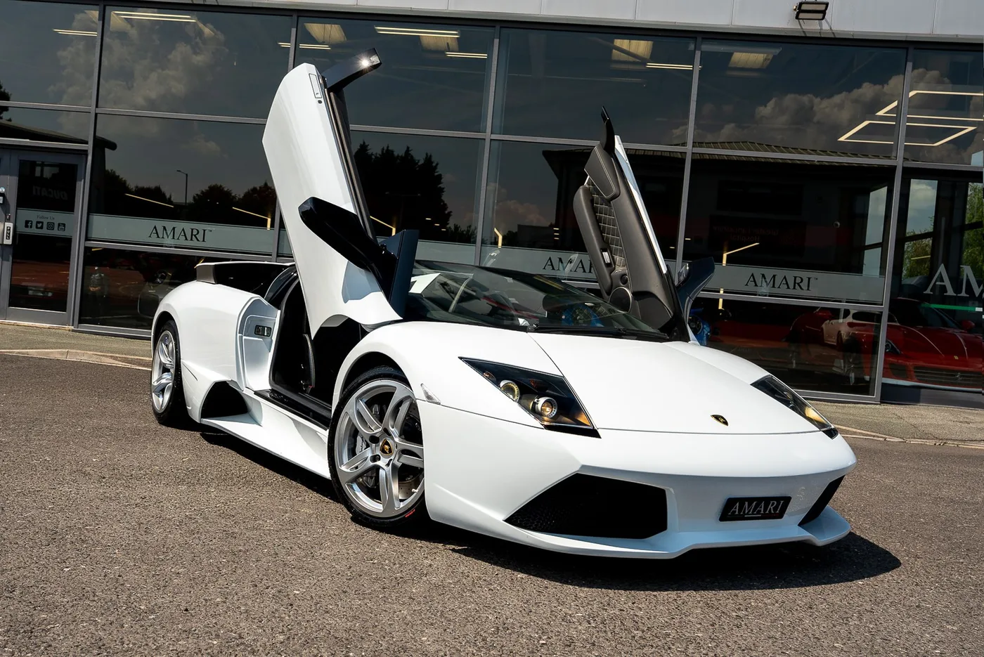 2007 Lamborghini Murciélago LP 640 Roadster proposée par un spécialiste de la supercar à Preston, Royaume-Uni, photo 13 sur 25