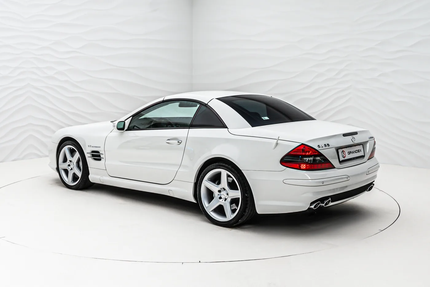 2007 Mercedes-AMG SL 55 proposée par un concessionnaire spécialisé à Sengenthal, Allemagne, photo 4 sur 10