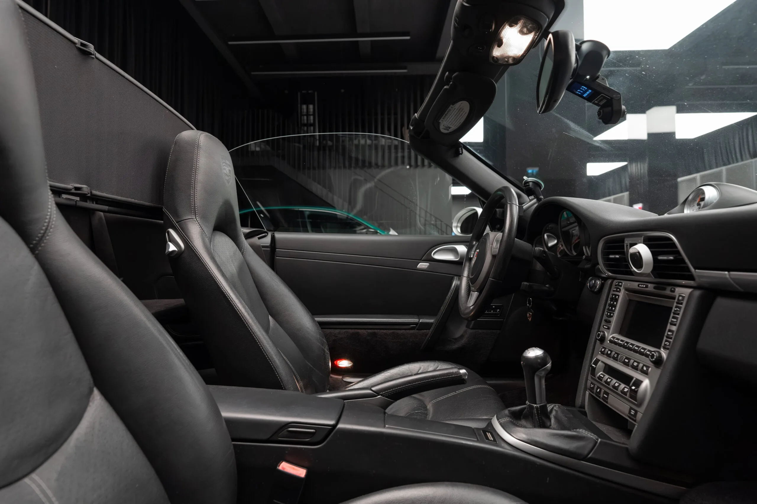 2007 Porsche 911 Carrera 4S Cabriolet, 24/27