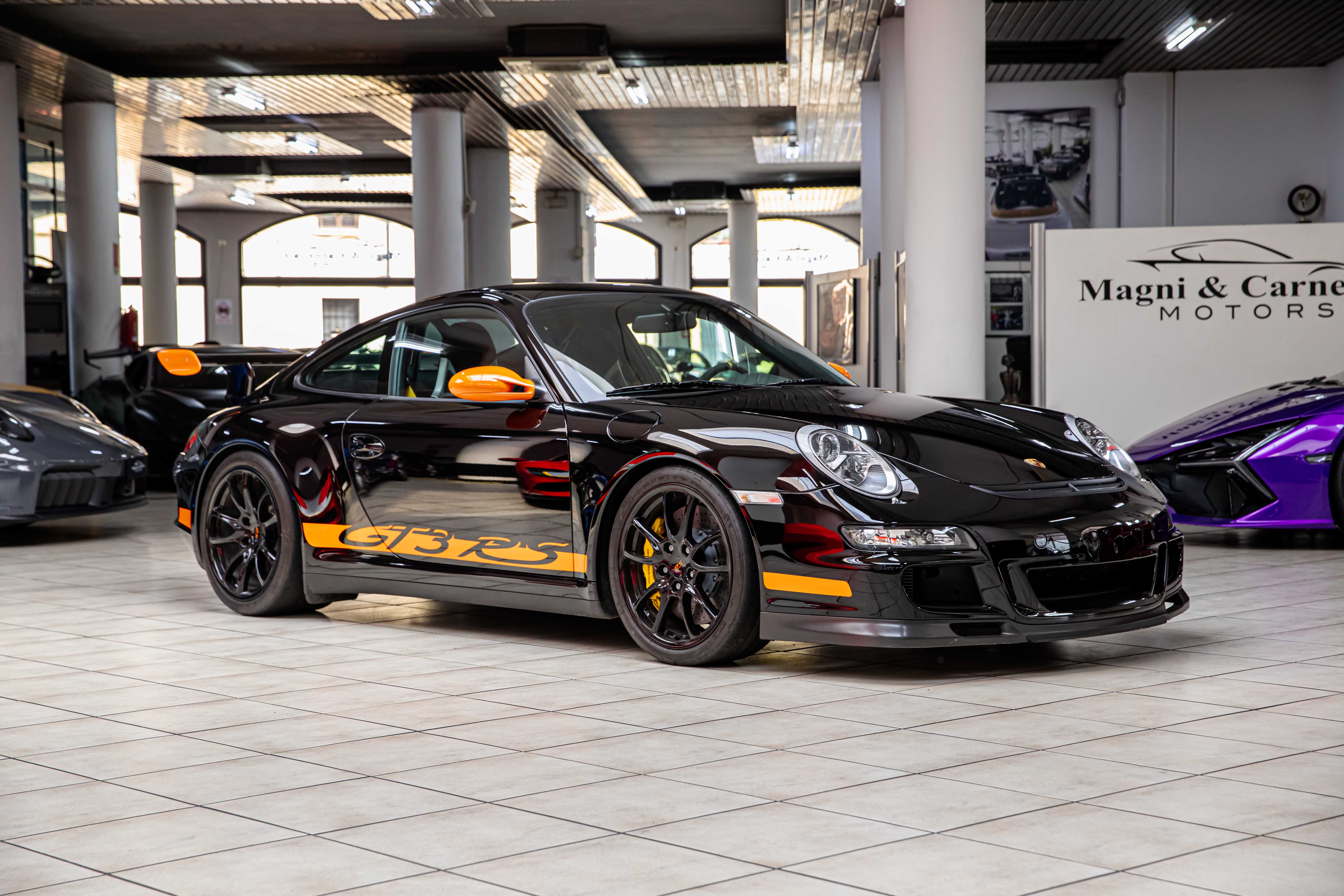 2007 Porsche 911 GT3 RS offered by a specialist dealer in Milan, Italy, photo 4 of 20