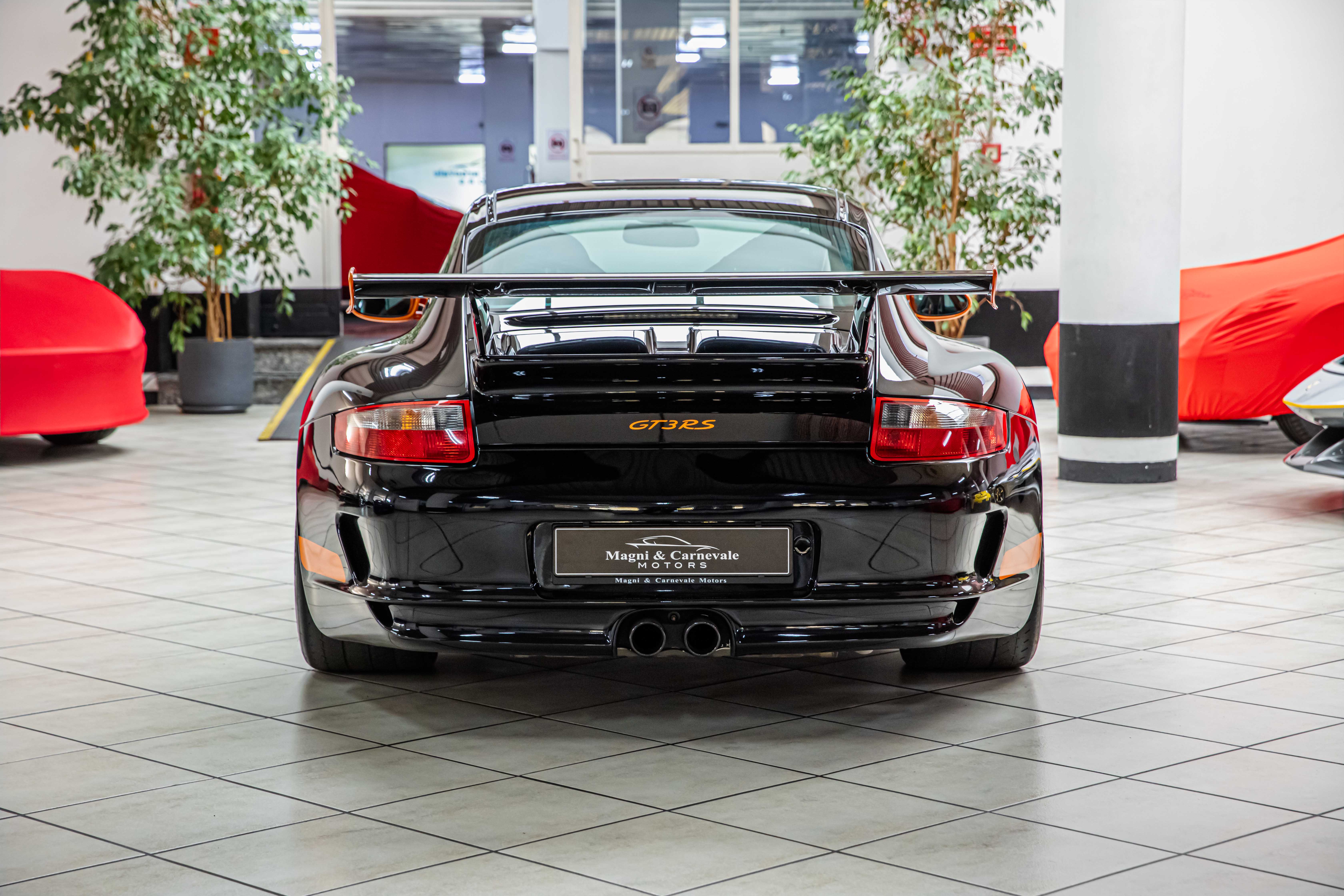 2007 Porsche 911 GT3 RS proposée par un concessionnaire spécialisé à Milan, Italie, photo 10 sur 20
