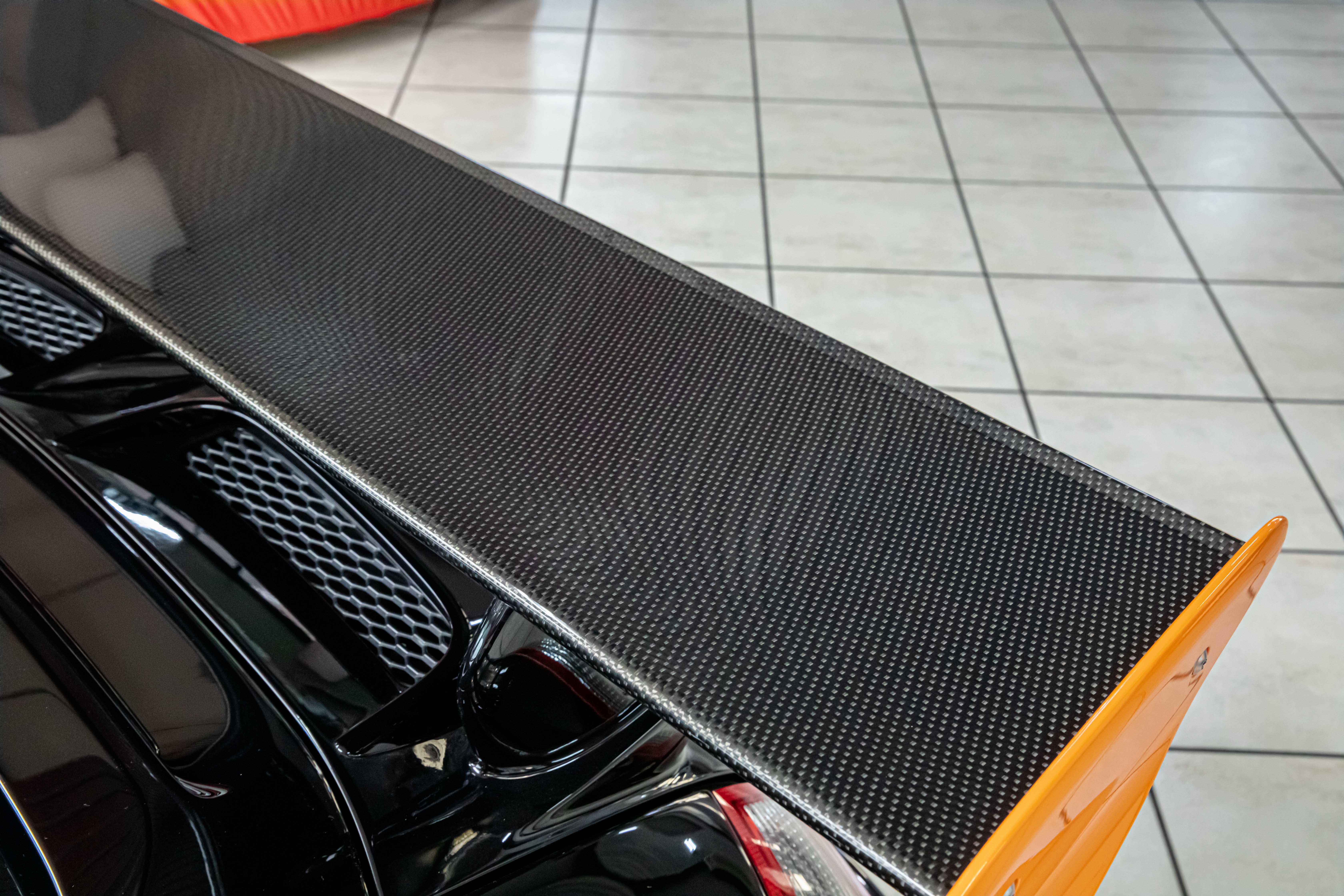 2007 Porsche 911 GT3 RS proposée par un concessionnaire spécialisé à Milan, Italie, photo 16 sur 20
