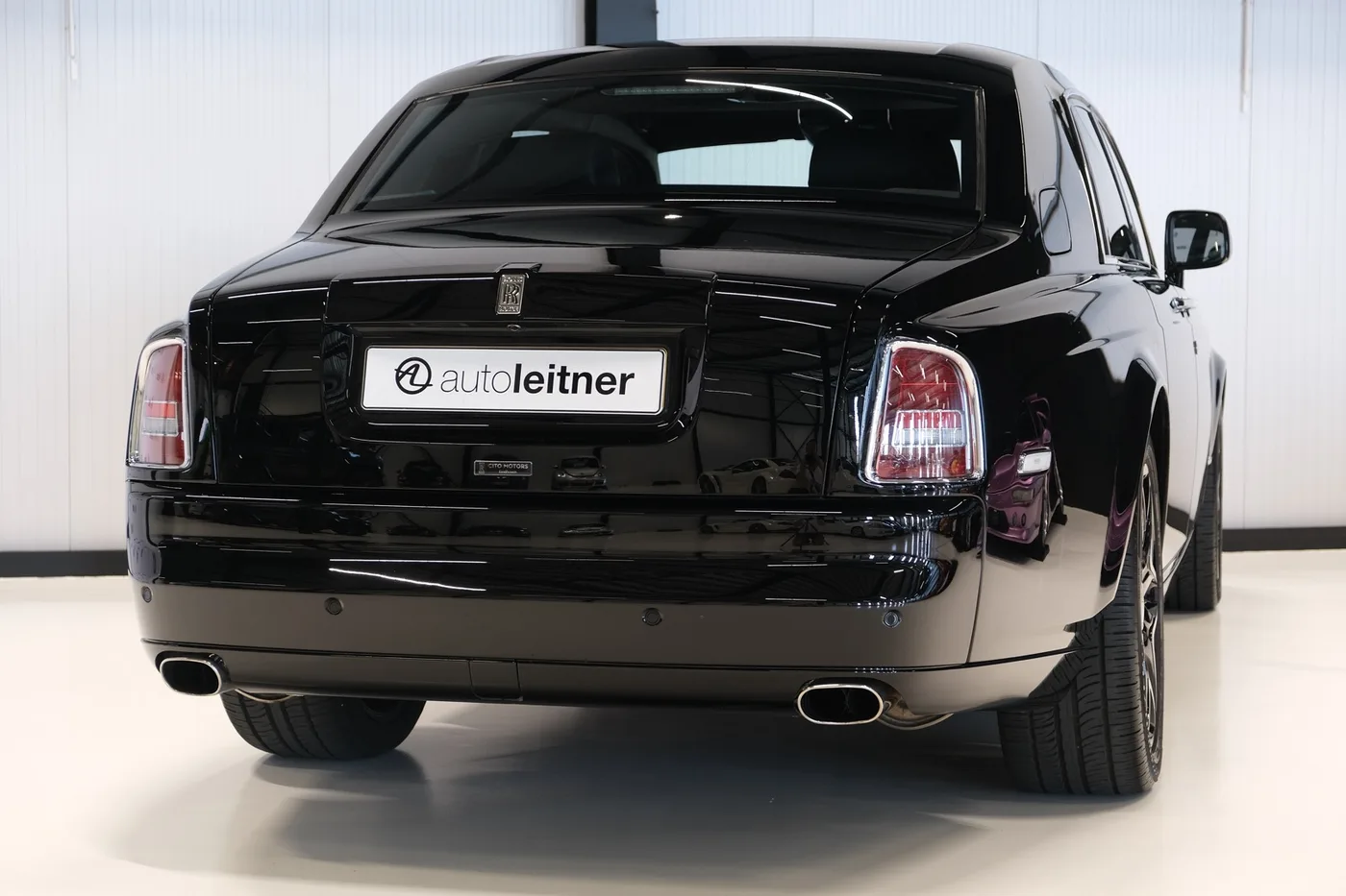 2007 Rolls-Royce Phantom offered by a collector car dealer in Alkmaar, Netherlands, photo 11 of 15