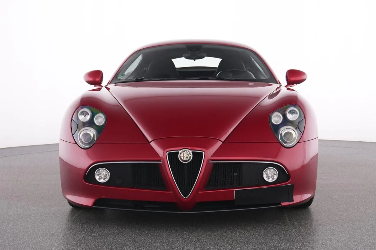 2008 Alfa Romeo 8C Competizione, 2/29