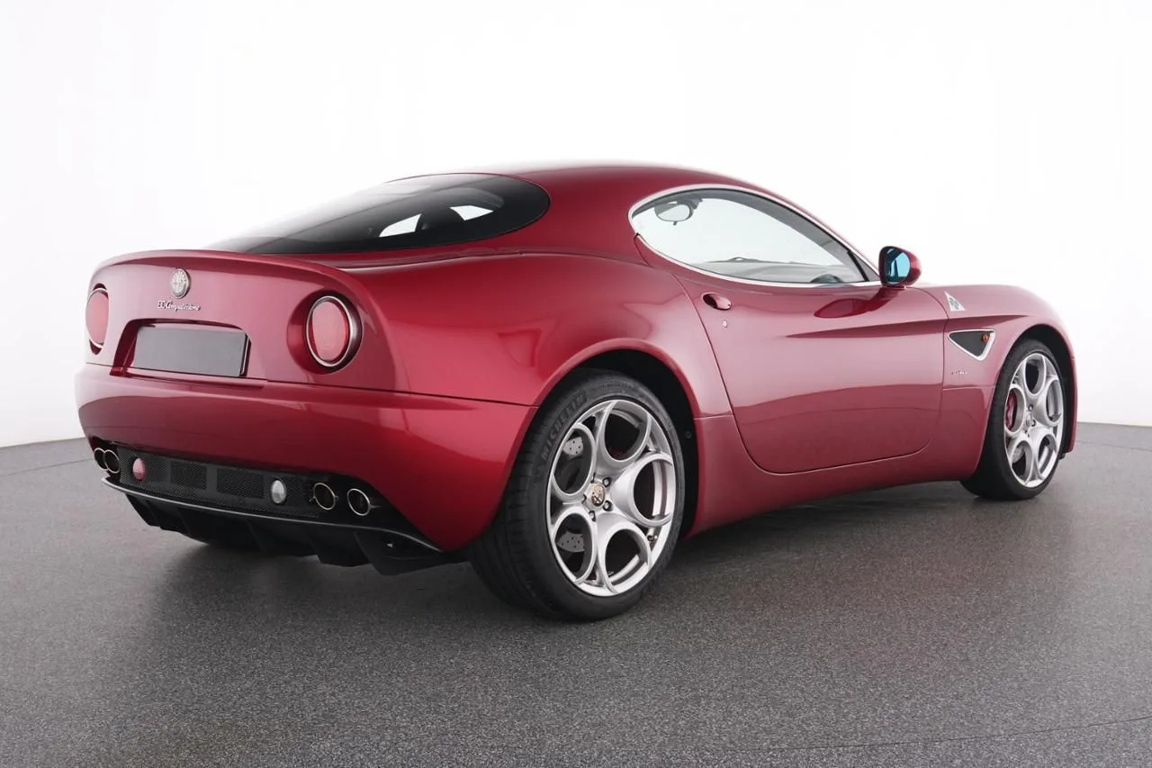 2008 Alfa Romeo 8C Competizione, 11/29