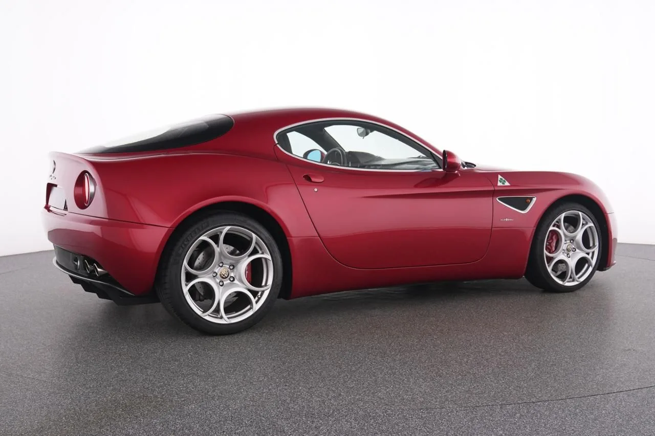 2008 Alfa Romeo 8C Competizione, 12/29