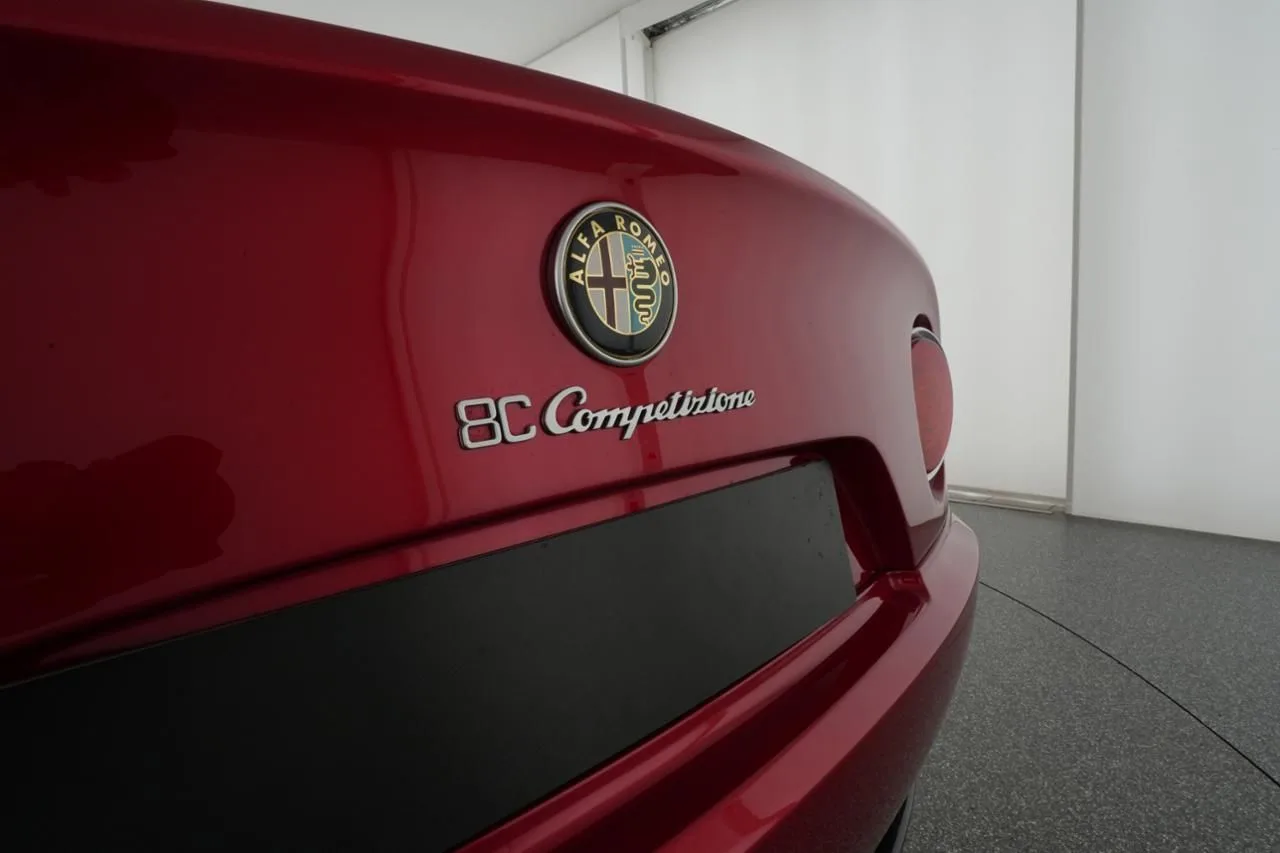 2008 Alfa Romeo 8C Competizione, 22/29