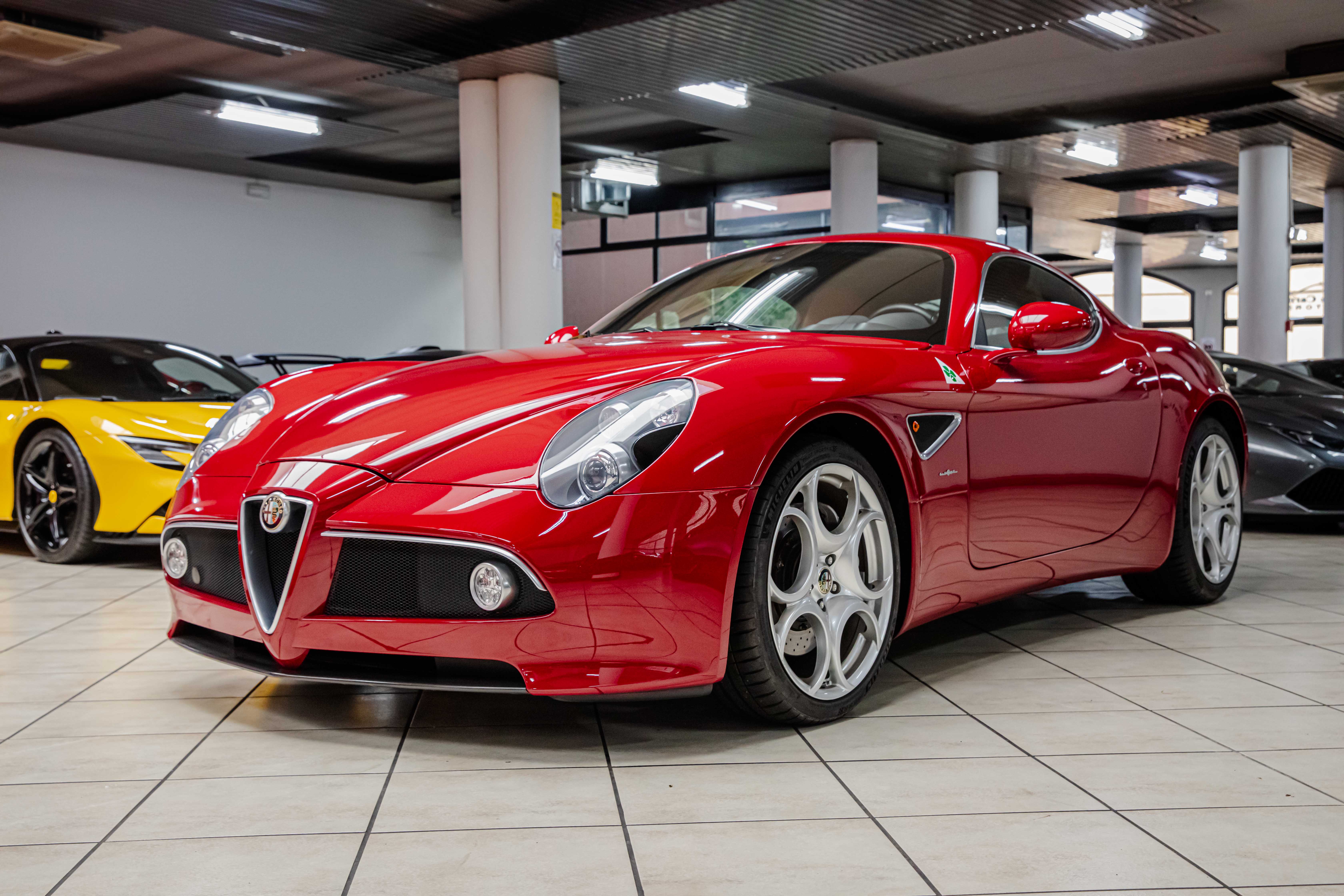 2008 Alfa Romeo 8C Competizione angeboten von einem Fachhändler in Milan, Italien, Foto 9 von 20