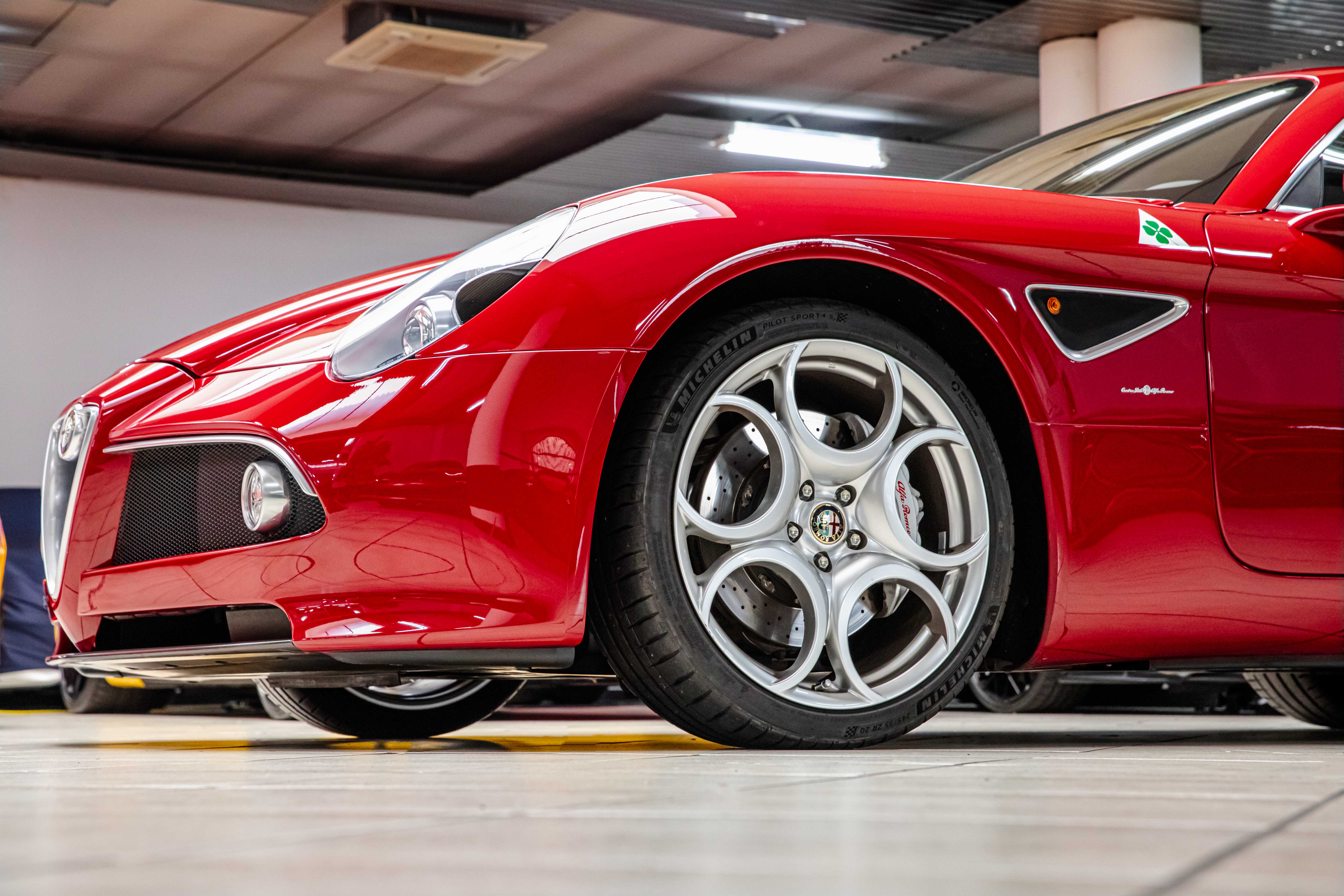 2008 Alfa Romeo 8C Competizione angeboten von einem Fachhändler in Milan, Italien, Foto 18 von 20