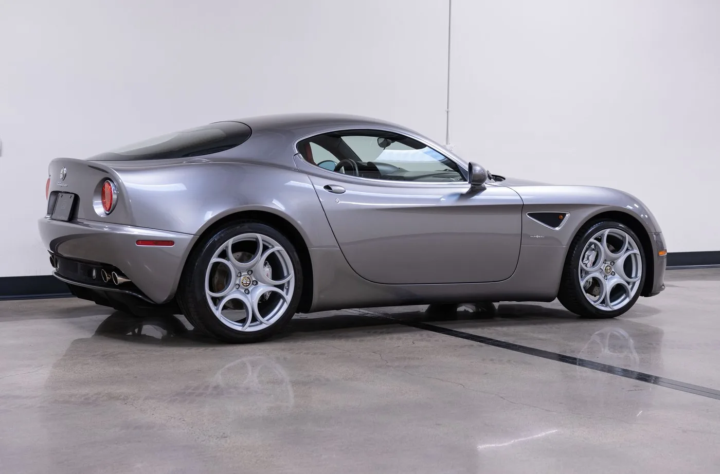2008 Alfa Romeo 8C Competizione sold by a specialist dealer in Costa Mesa, United States, photo 8 of 15