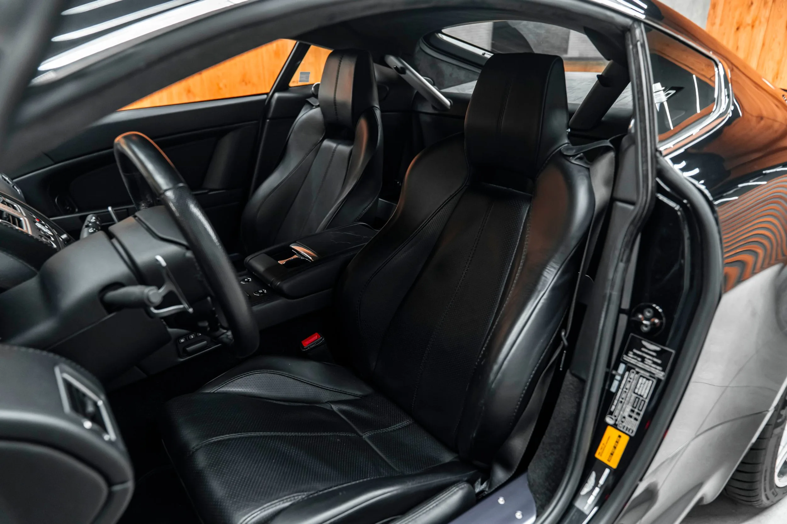 2008 Aston Martin V8 Vantage N400, 6/23