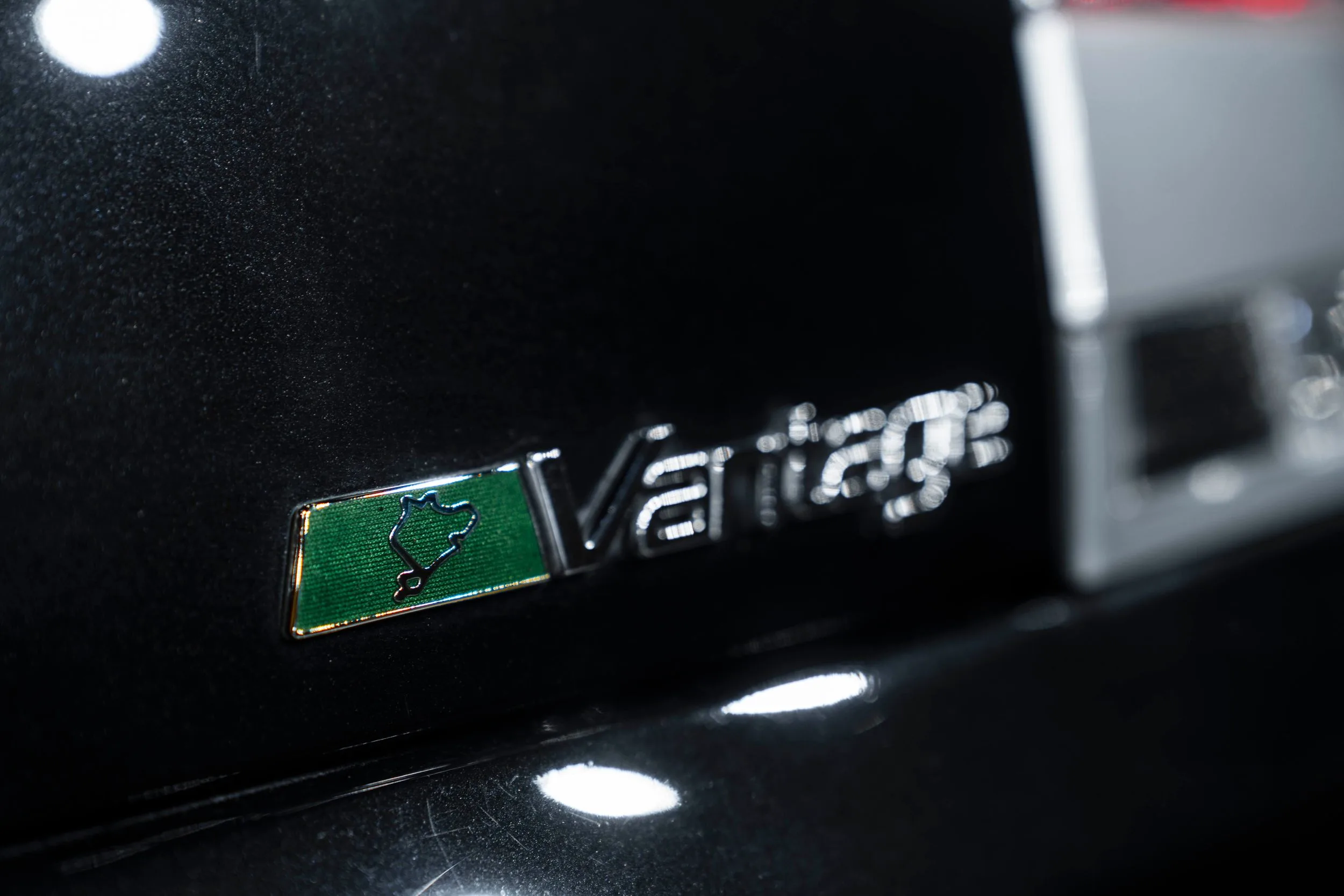 2008 Aston Martin V8 Vantage N400, 22/23