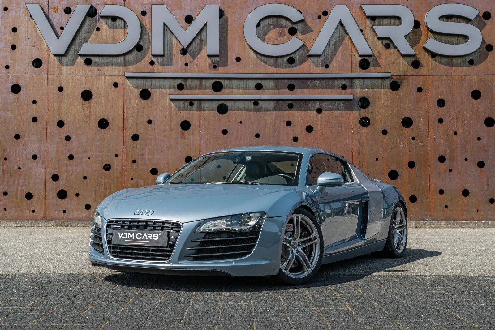 2008 Audi R8 4.2 FSI quattro angeboten von einem Supersportwagenhändler in Gronau, Deutschland, Hauptfoto