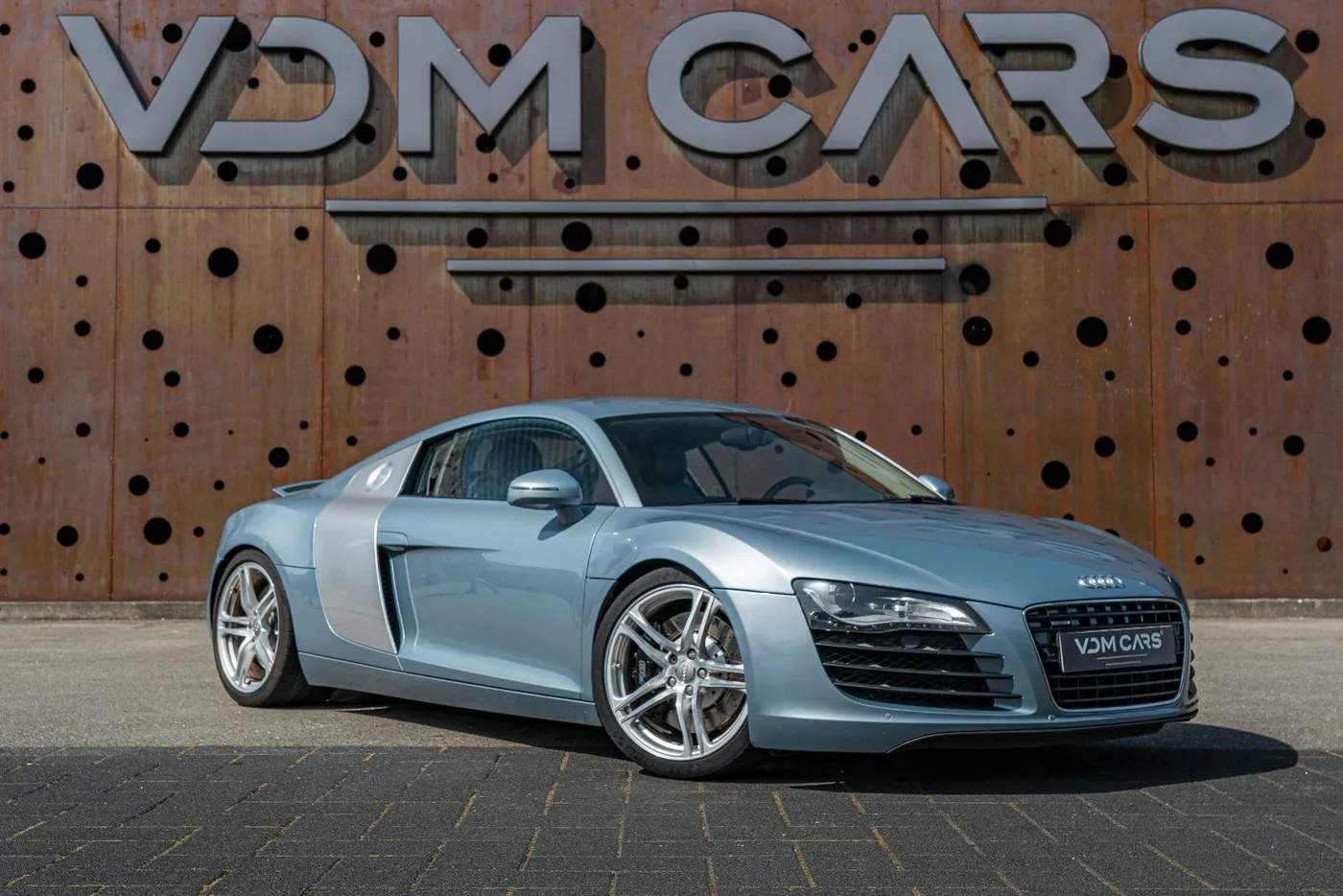 2008 Audi R8 4.2 FSI quattro angeboten von einem Supersportwagenhändler in Gronau, Deutschland, Foto 3 von 25