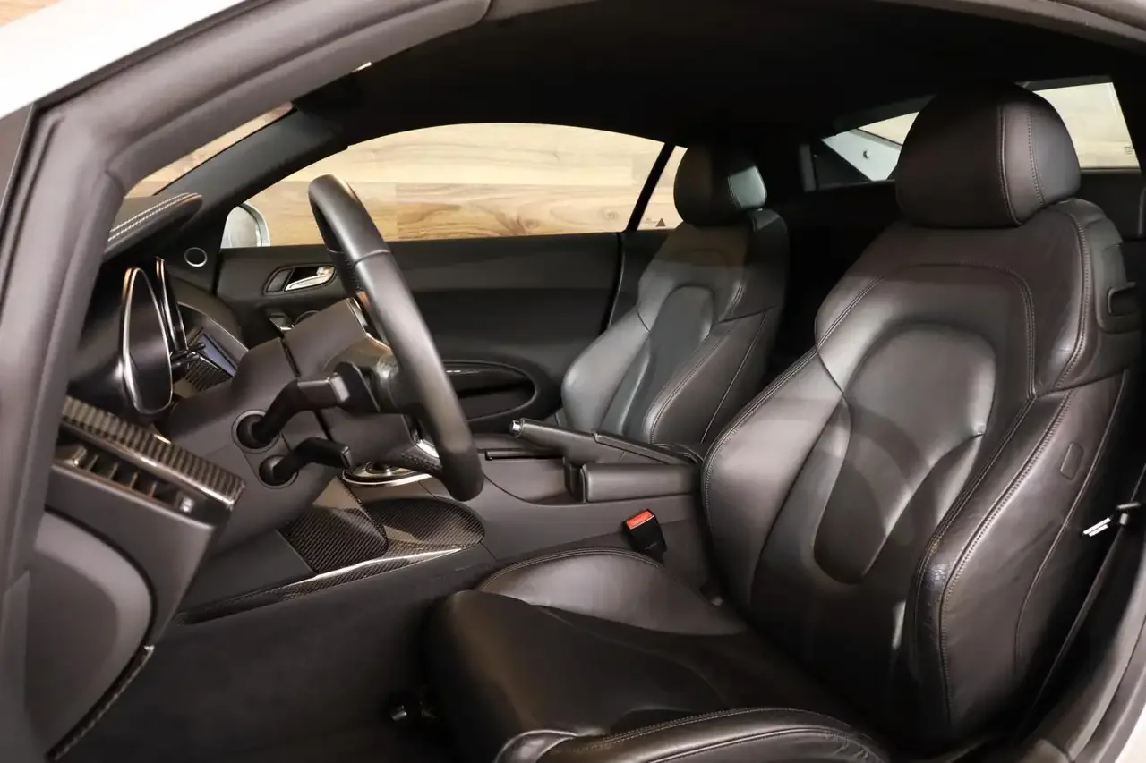 2008 Audi R8 V8, 6/30