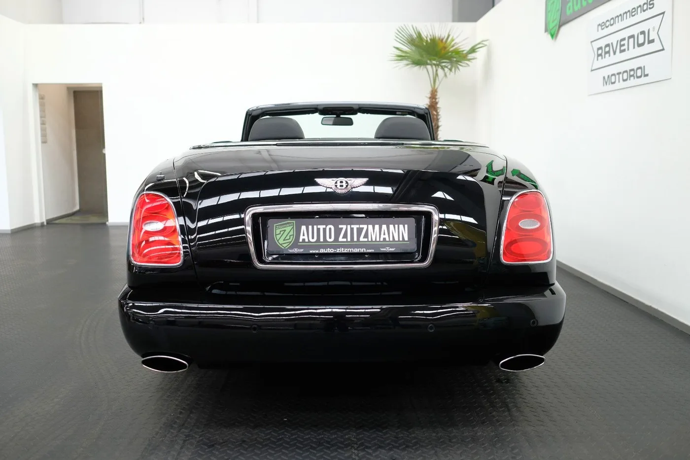 2008 Bentley Azure angeboten von einem Fachhändler in Nuremberg, Deutschland, Foto 8 von 15