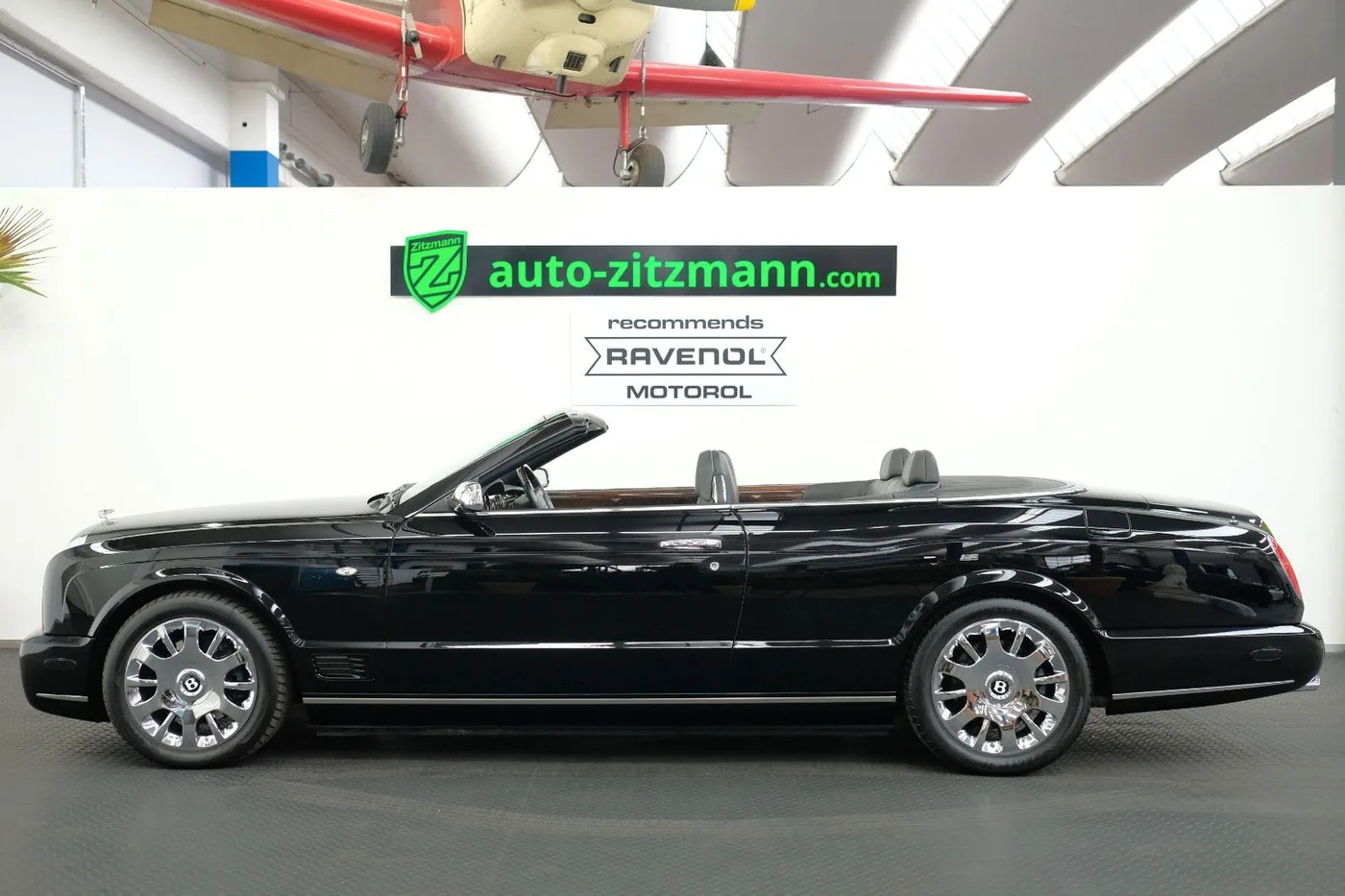 2008 Bentley Azure angeboten von einem Fachhändler in Nuremberg, Deutschland, Foto 9 von 15
