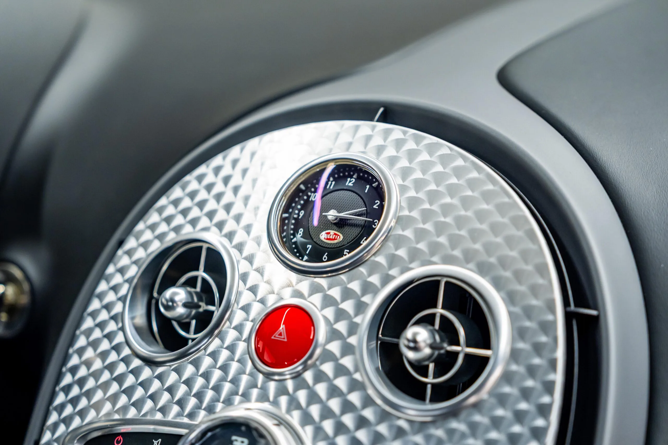 2008 Bugatti Veyron Pur Sang, 20/24