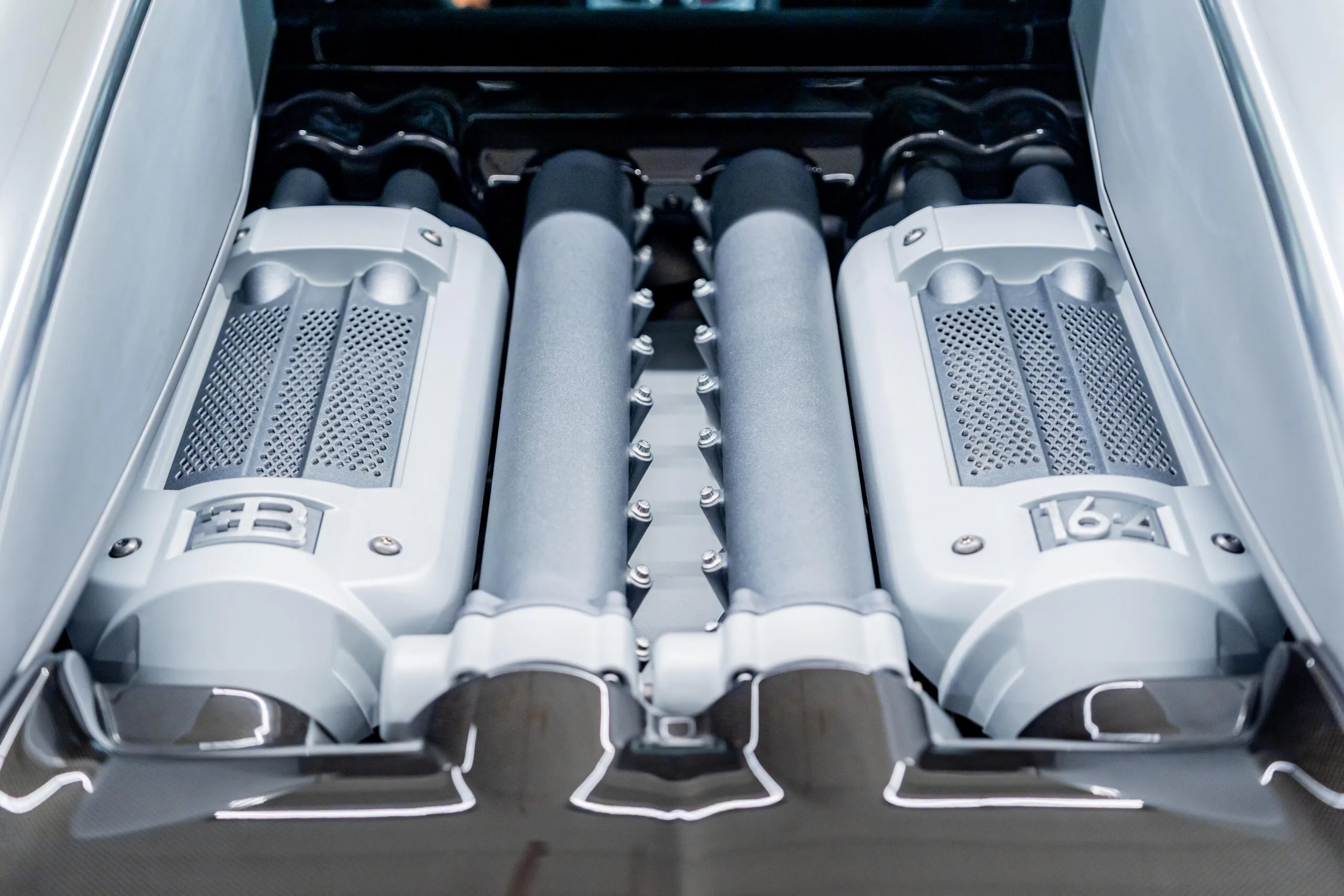 2008 Bugatti Veyron Pur Sang, 24/24